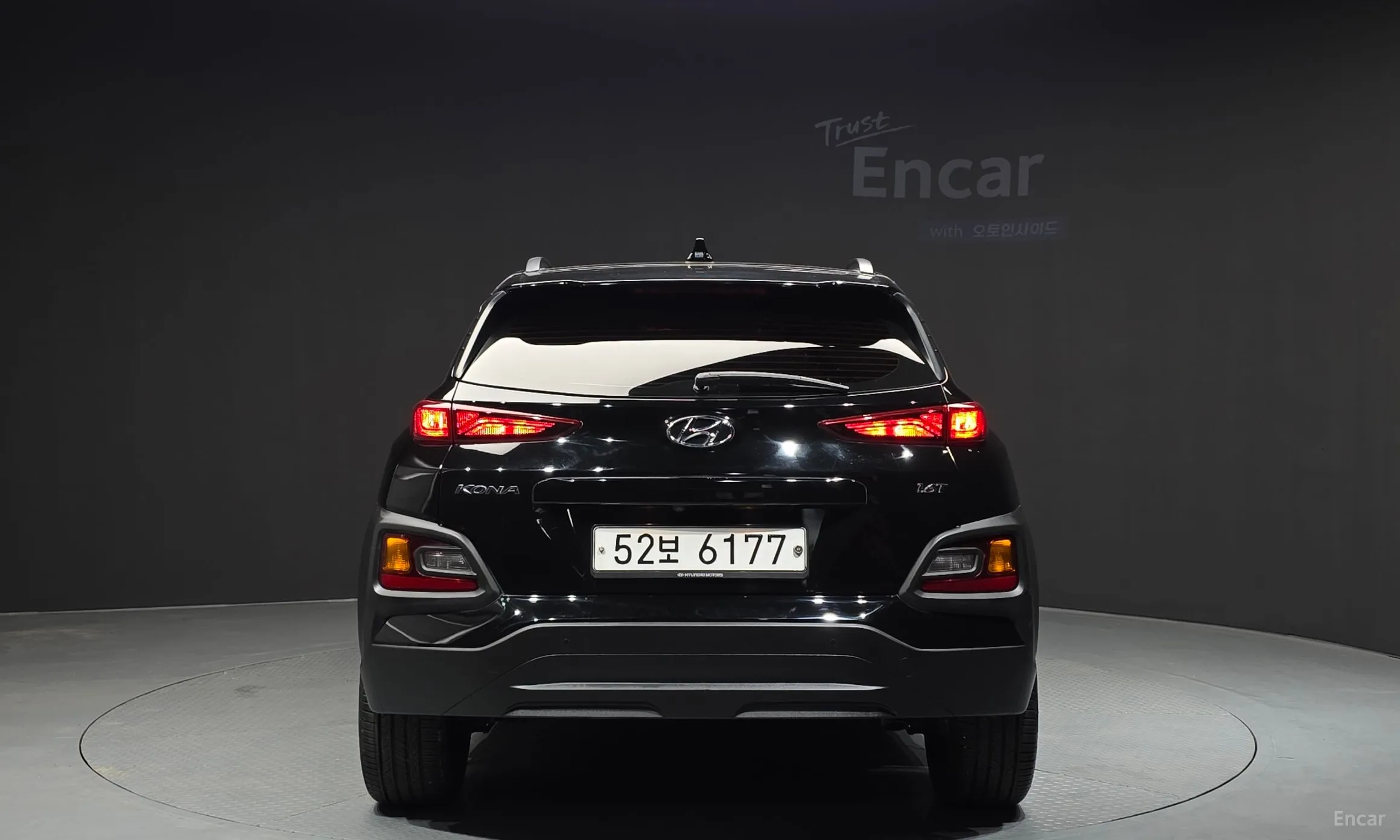 Hyundai Kona превью 4