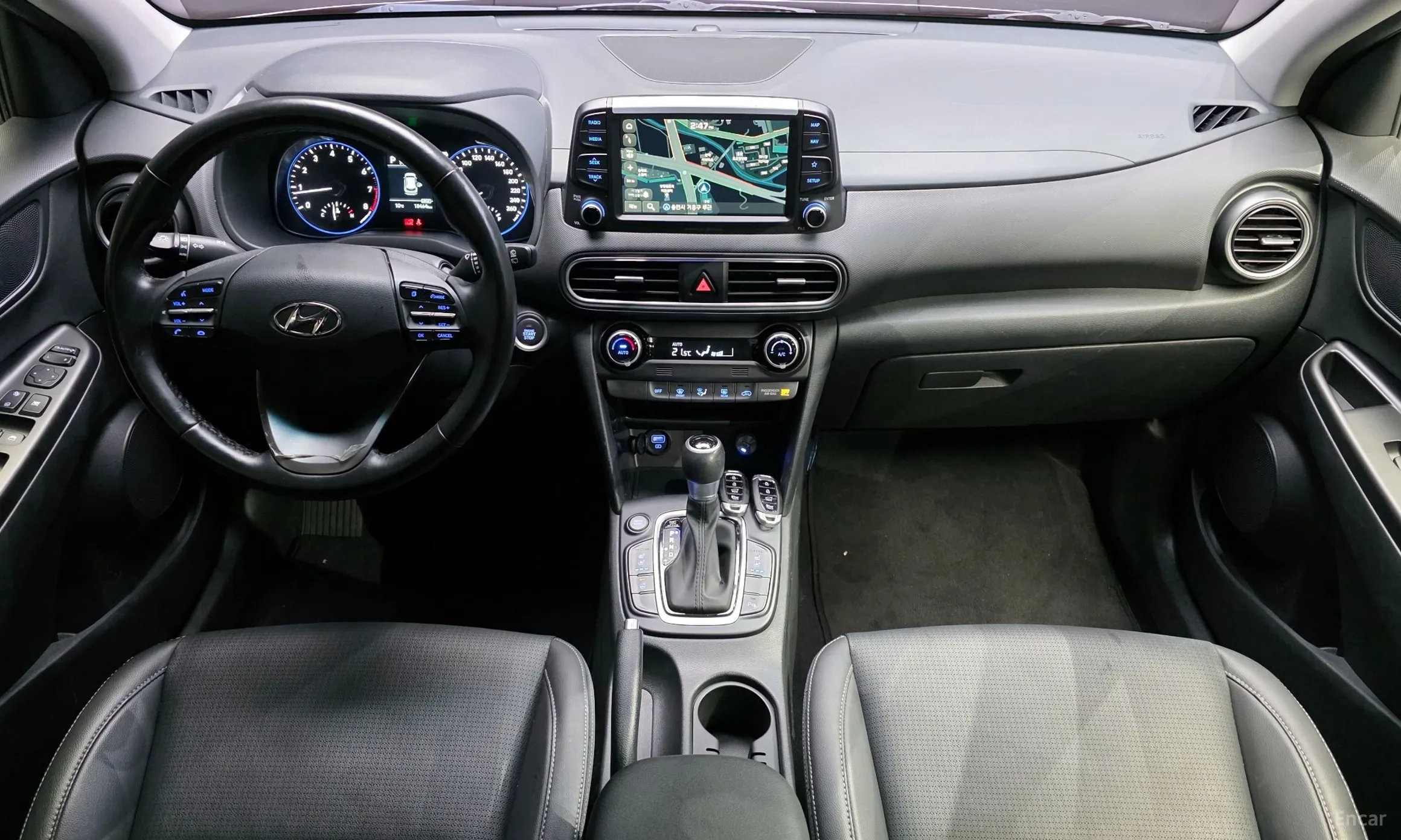 Hyundai Kona превью 7