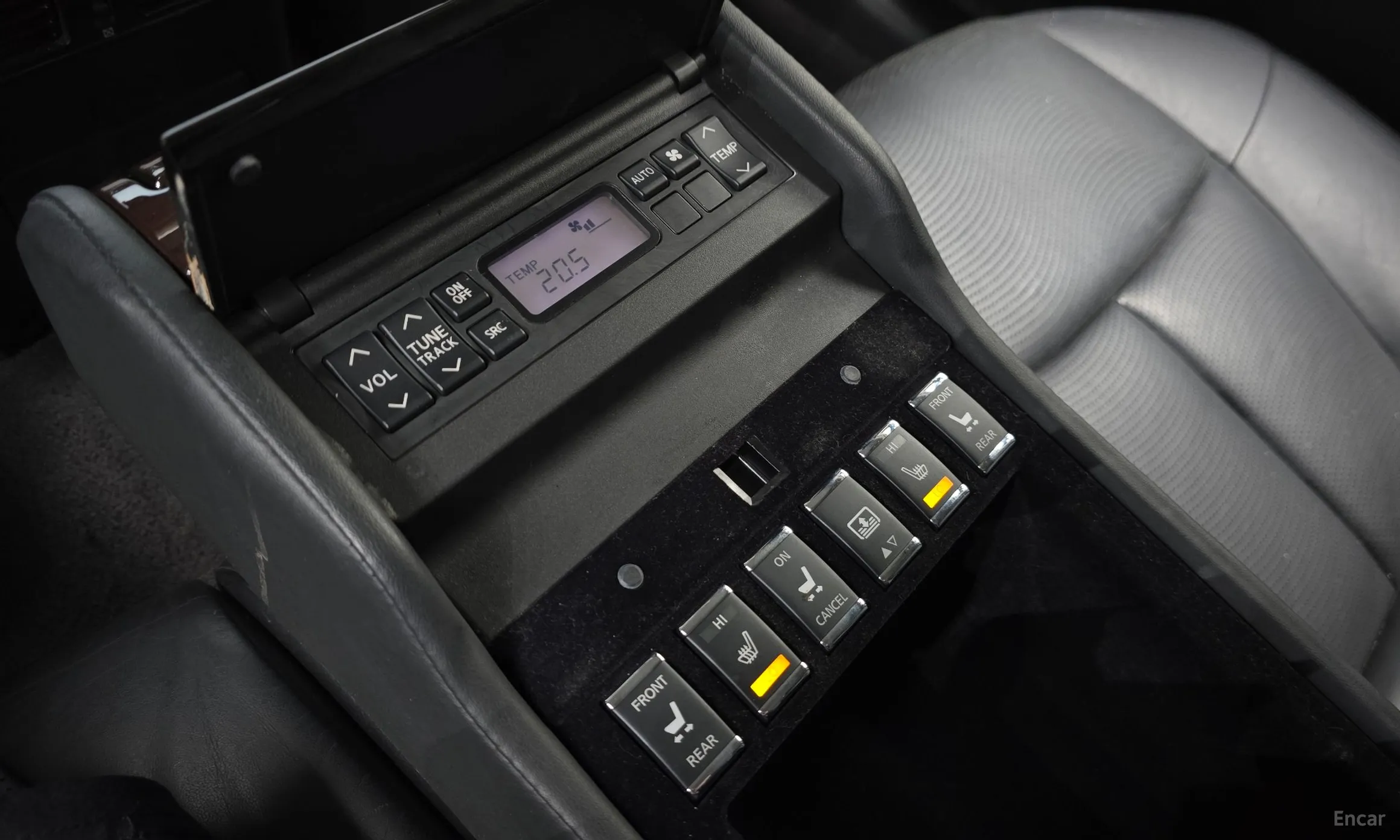 Infiniti M37 превью 18