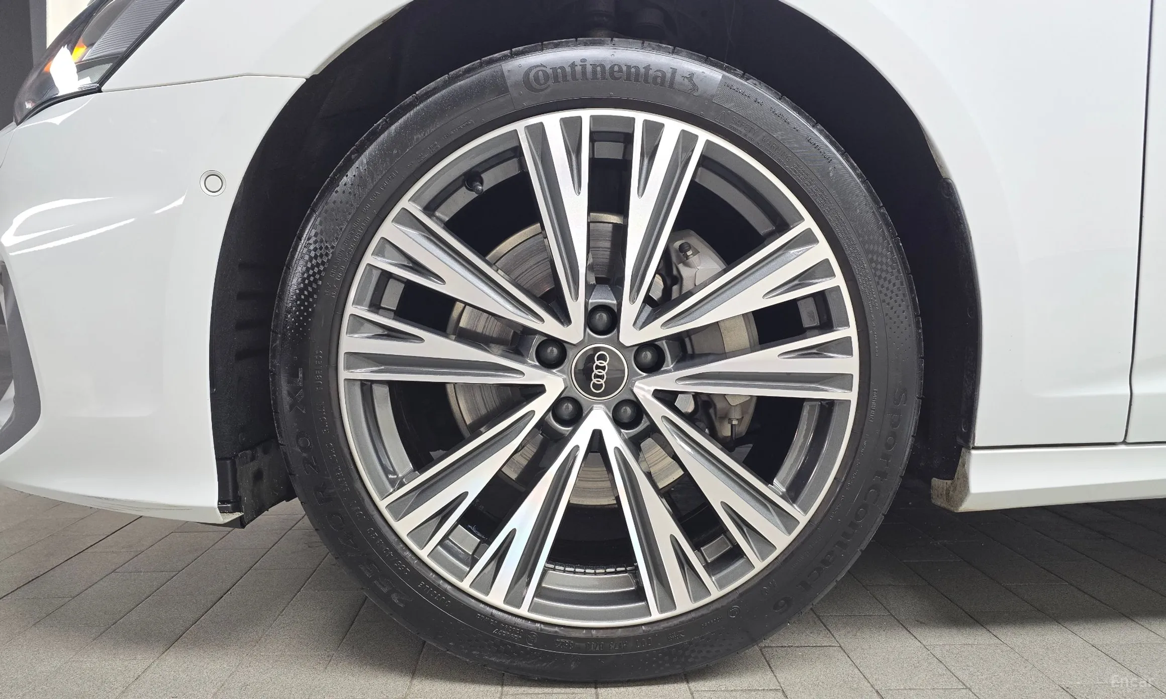 Audi A6 (C8) превью 5