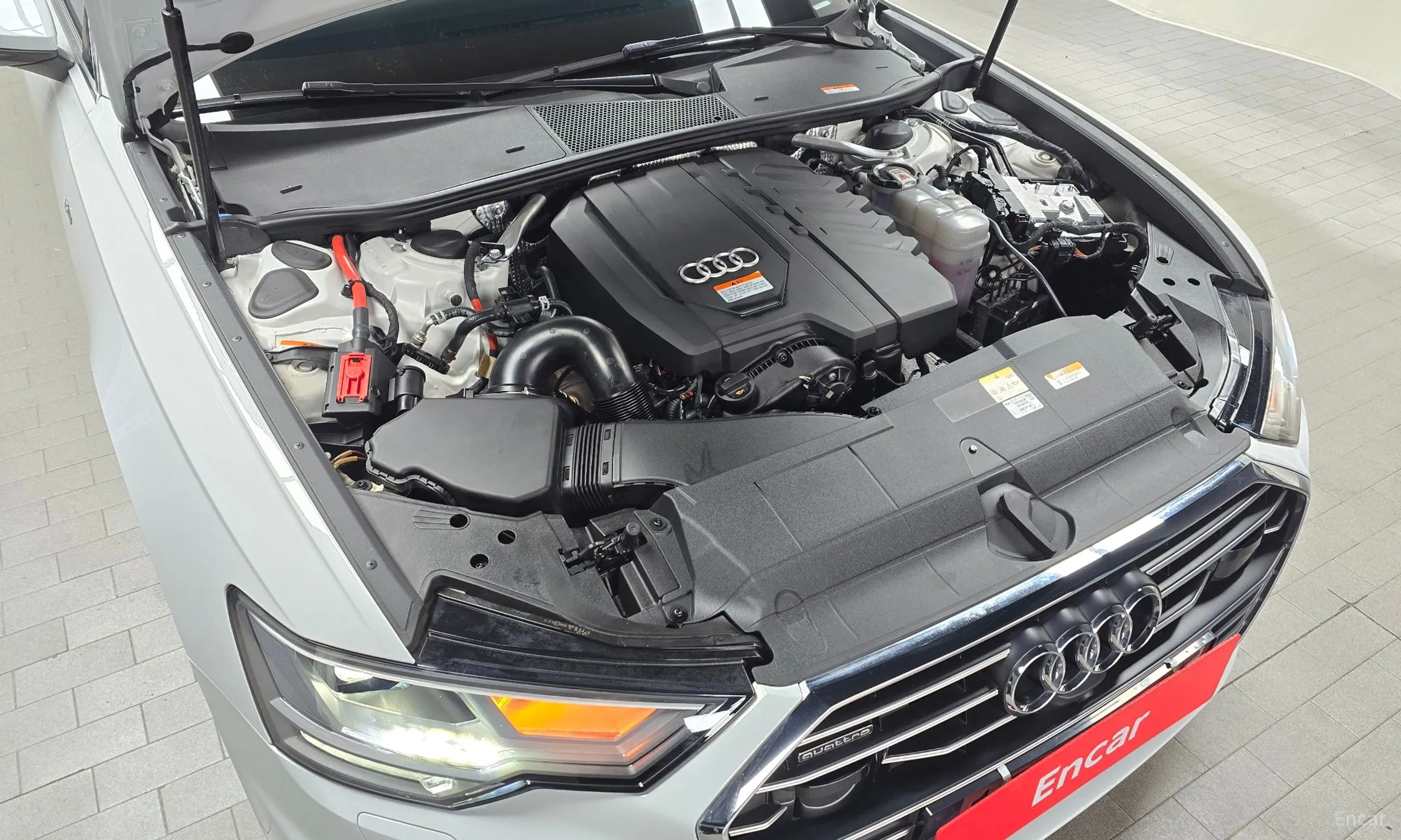 Audi A6 (C8) превью 6