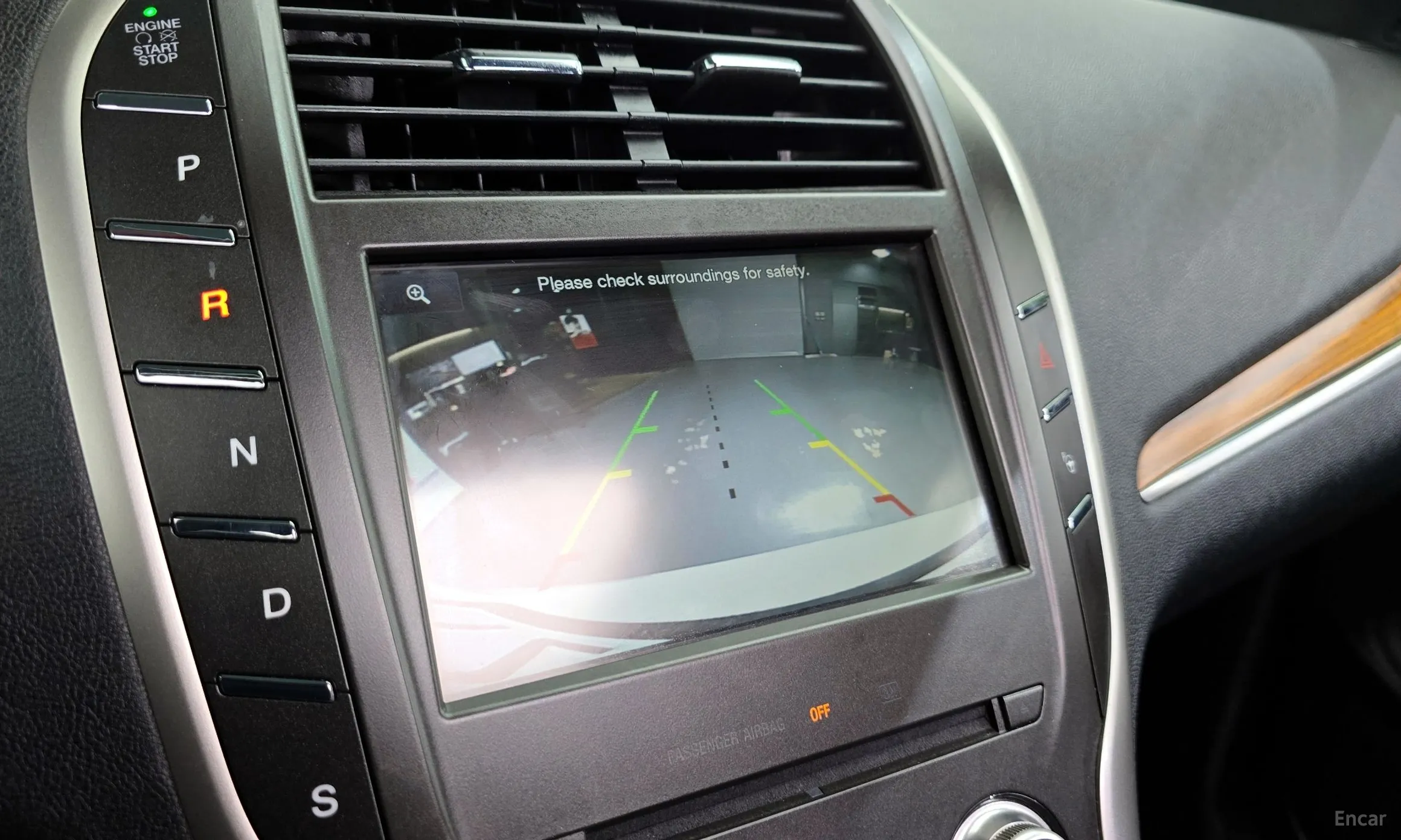 Lincoln MKC превью 15