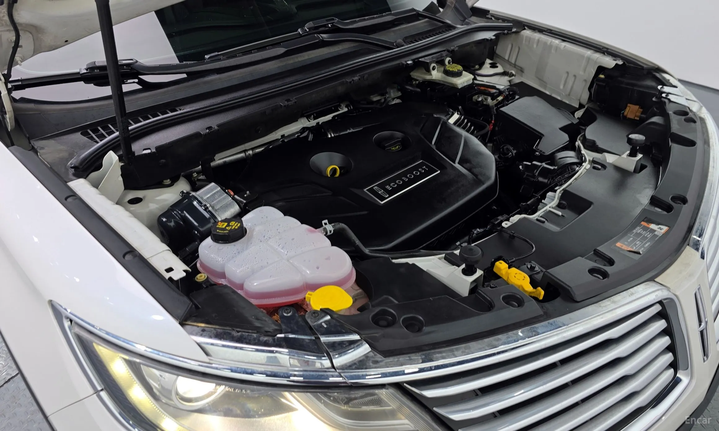 Lincoln MKC превью 6