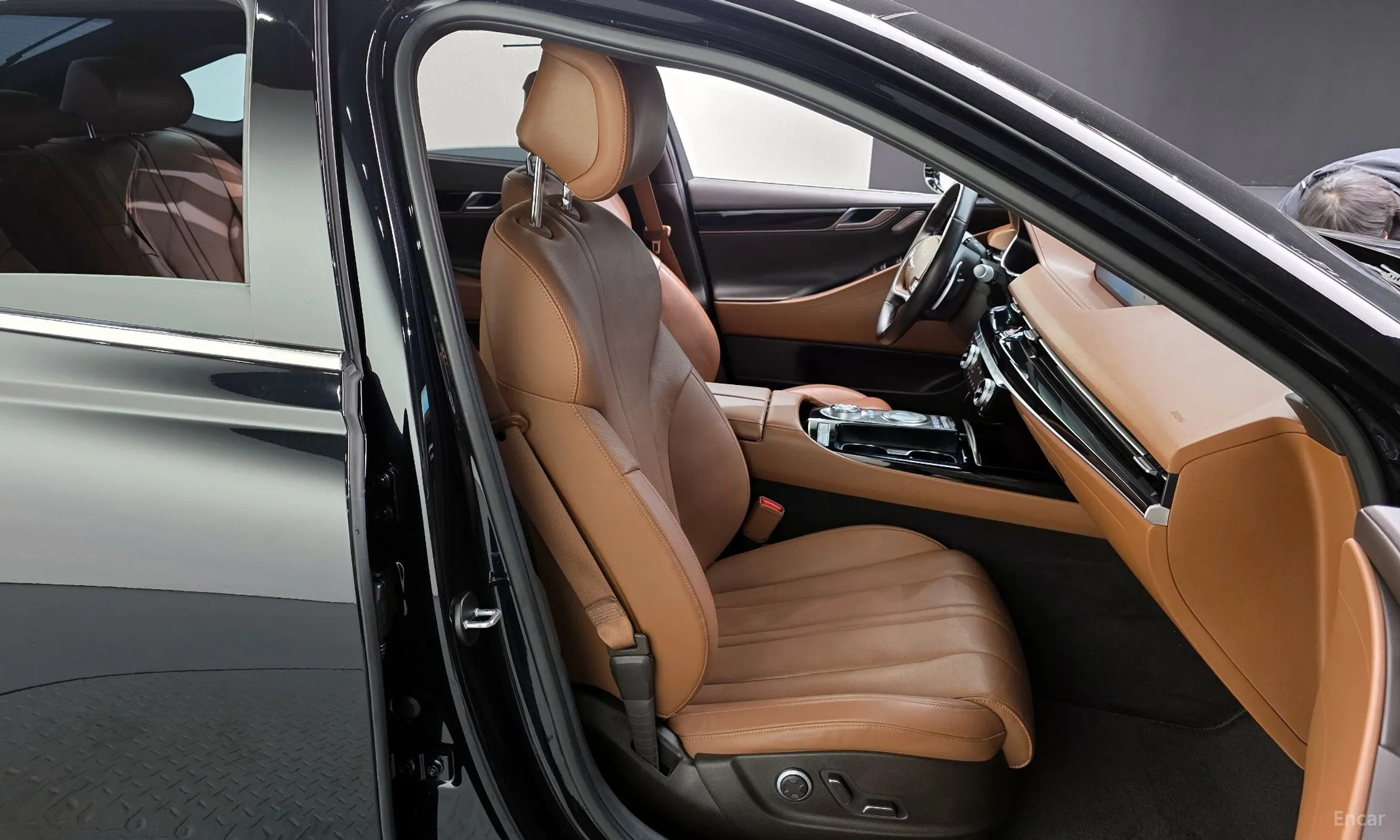 Genesis G80 (RG3) превью 12