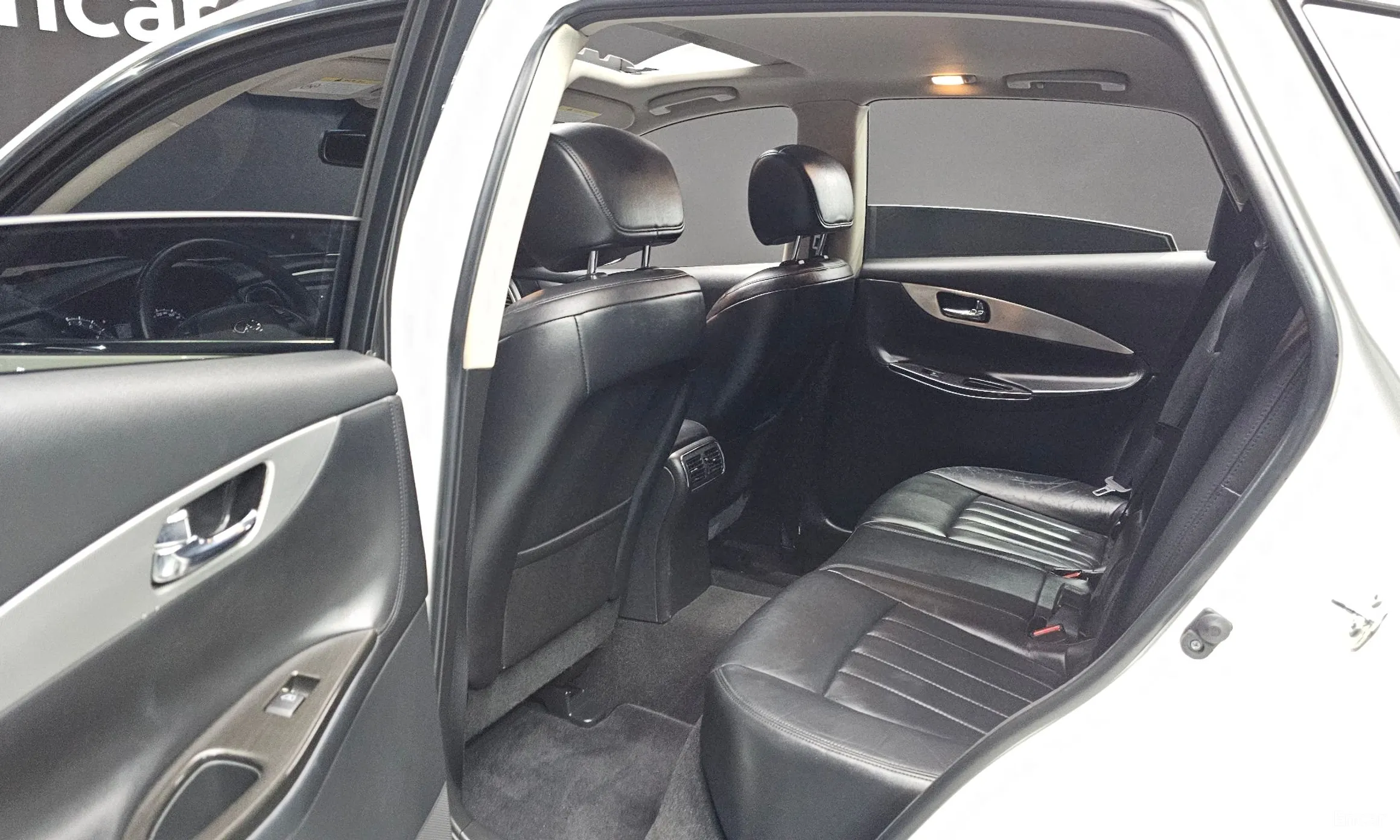 Infiniti QX50 превью 12