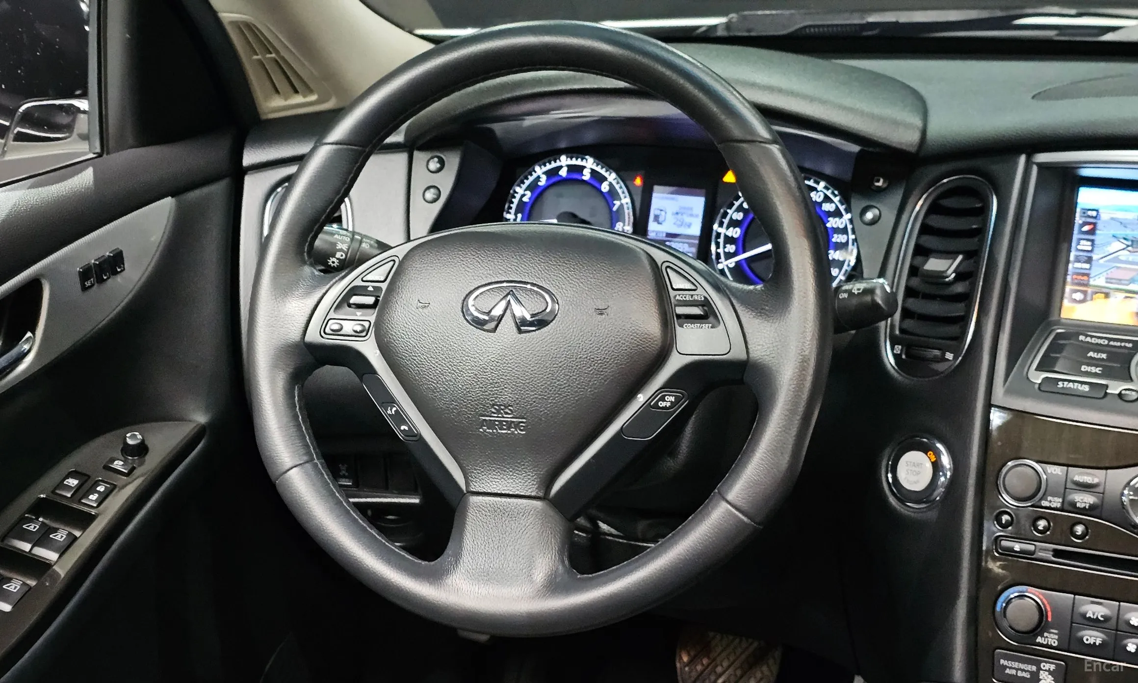 Infiniti QX50 превью 13