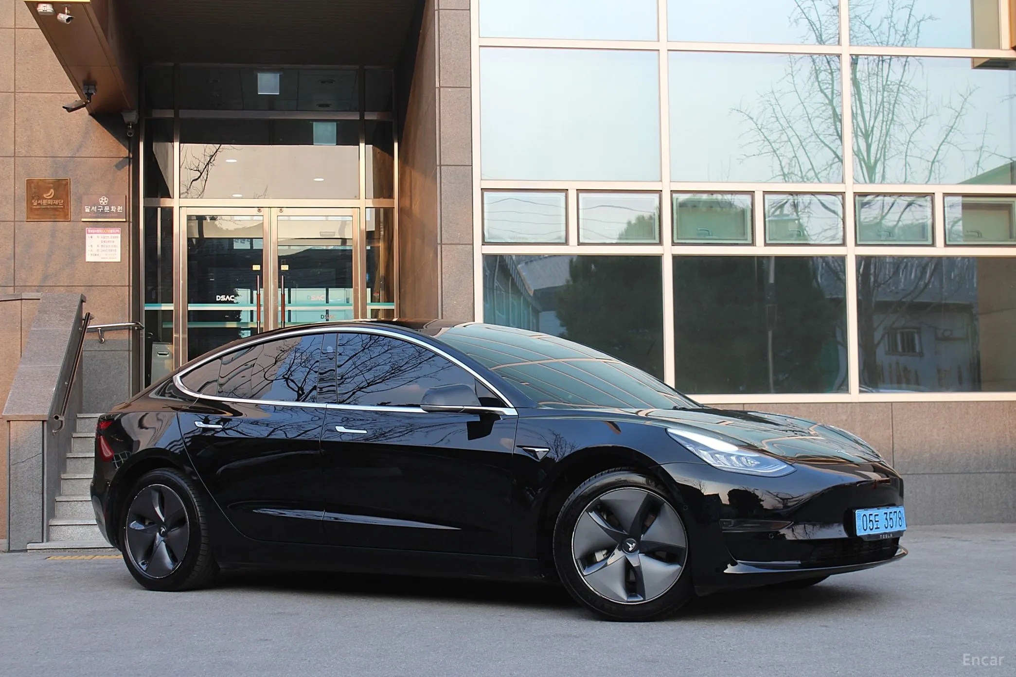 Tesla Model 3 превью 3