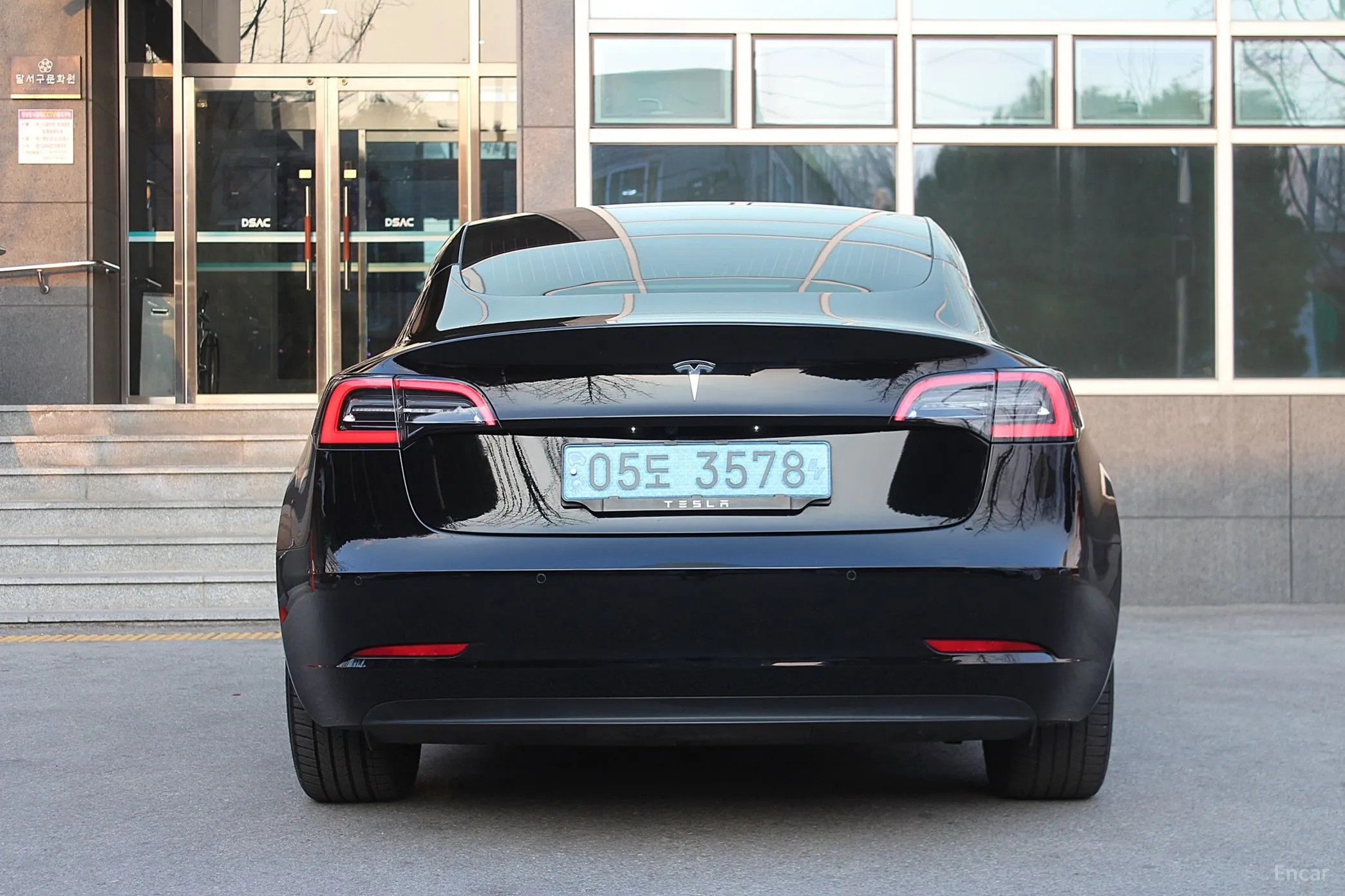 Tesla Model 3 превью 5