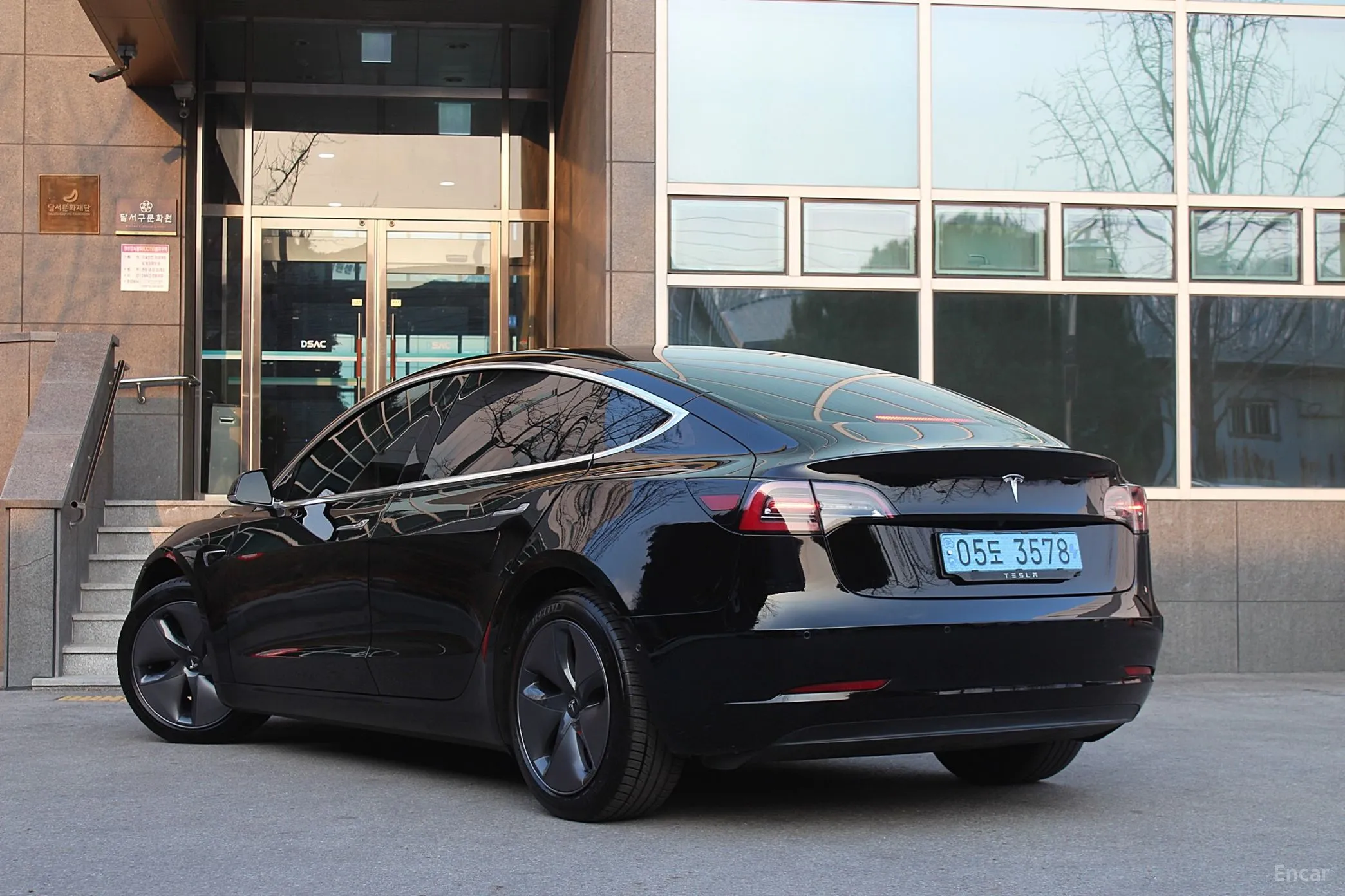 Tesla Model 3 превью 6
