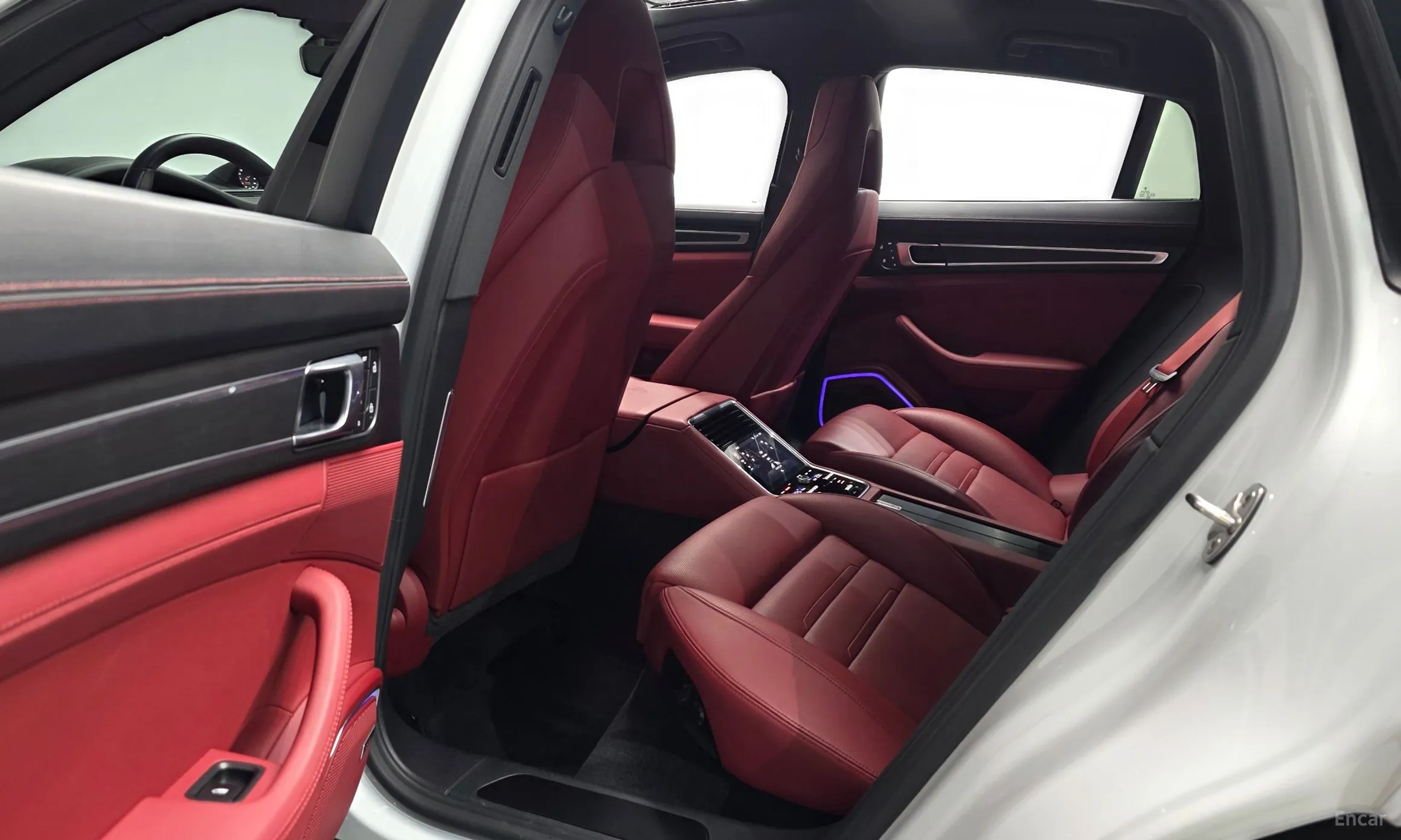 Porsche Panamera (971) превью 12