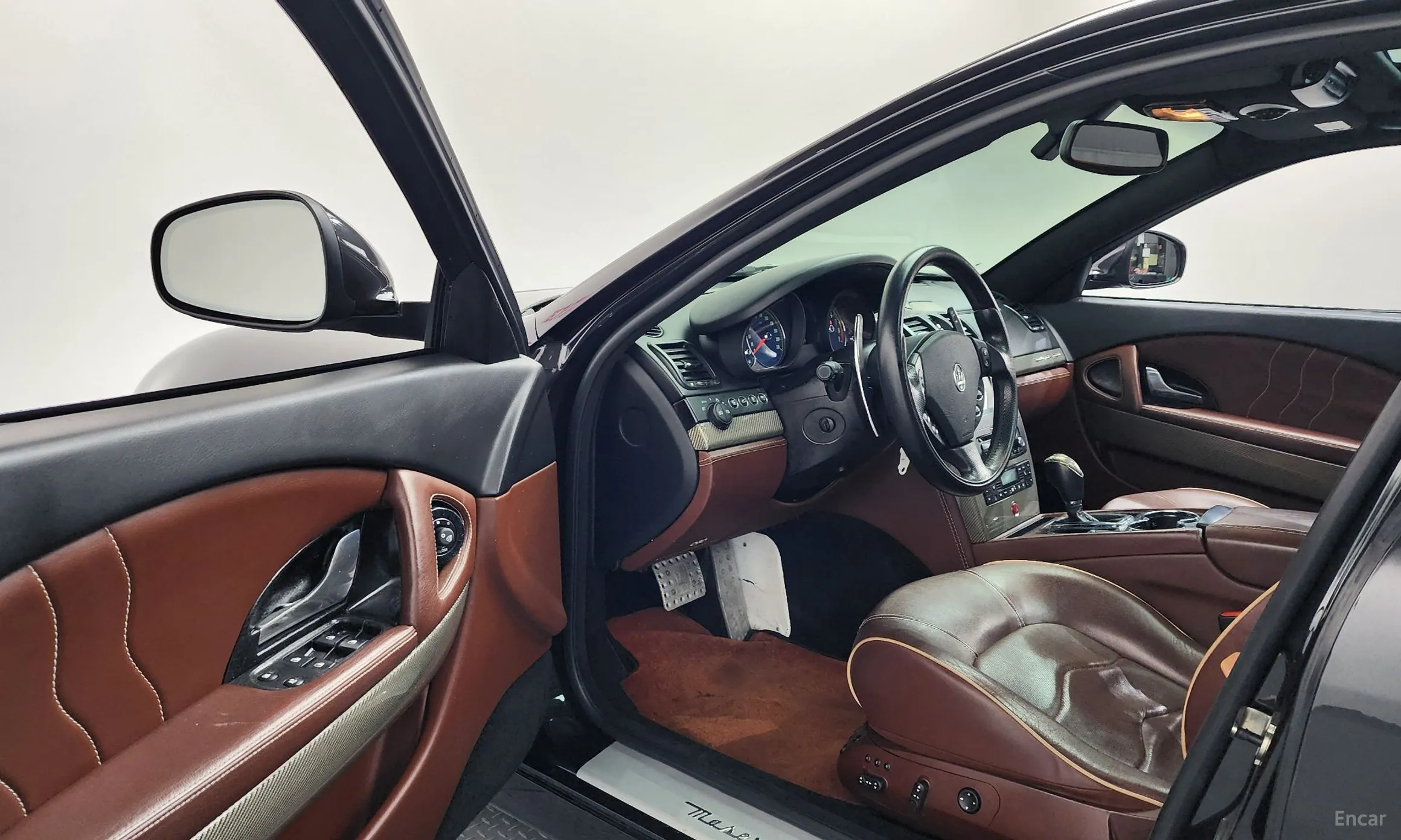 Maserati Quattroporte превью 10