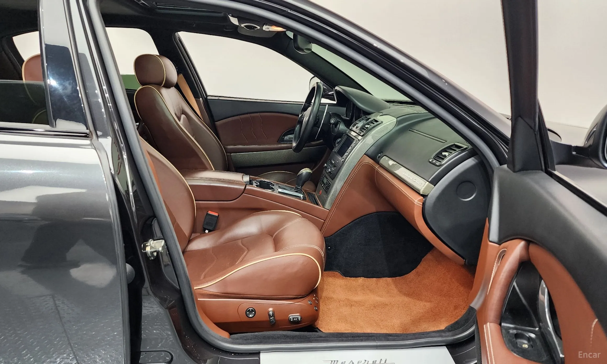 Maserati Quattroporte превью 11
