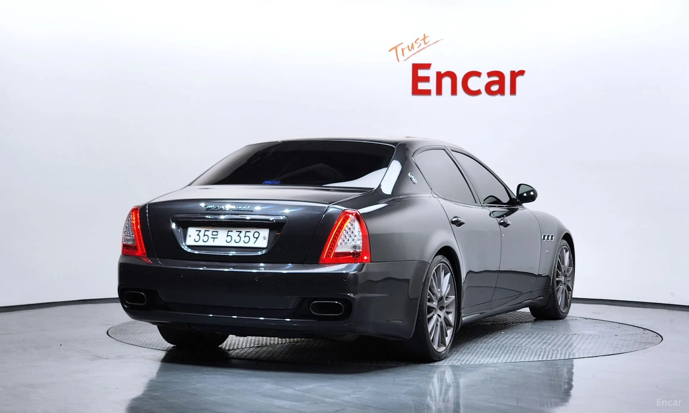 Maserati Quattroporte превью 2