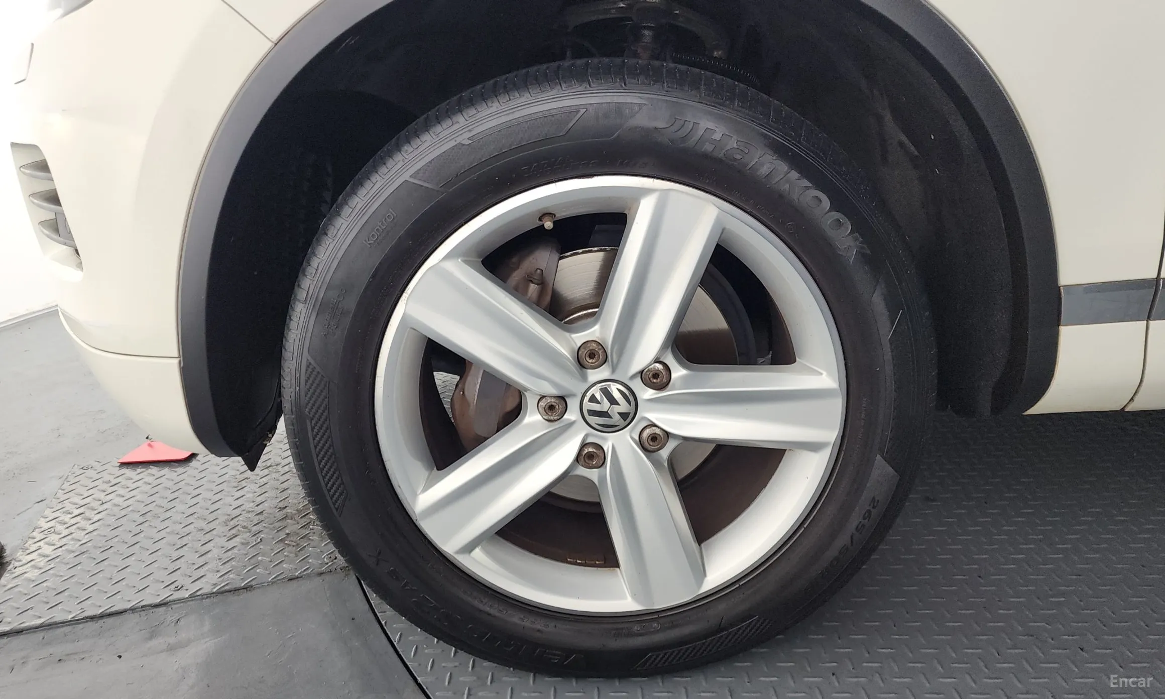 Volkswagen New Touareg превью 5