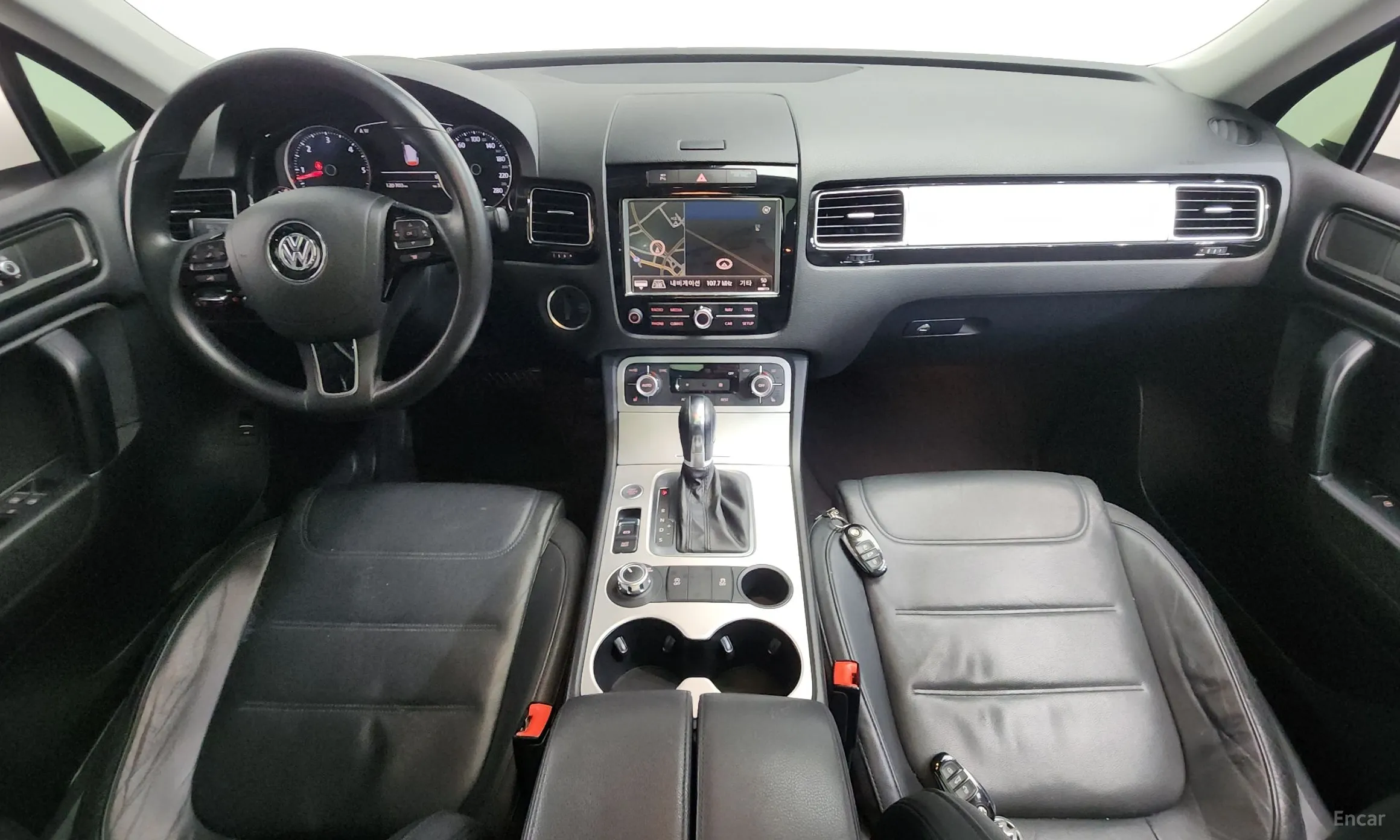 Volkswagen New Touareg превью 7