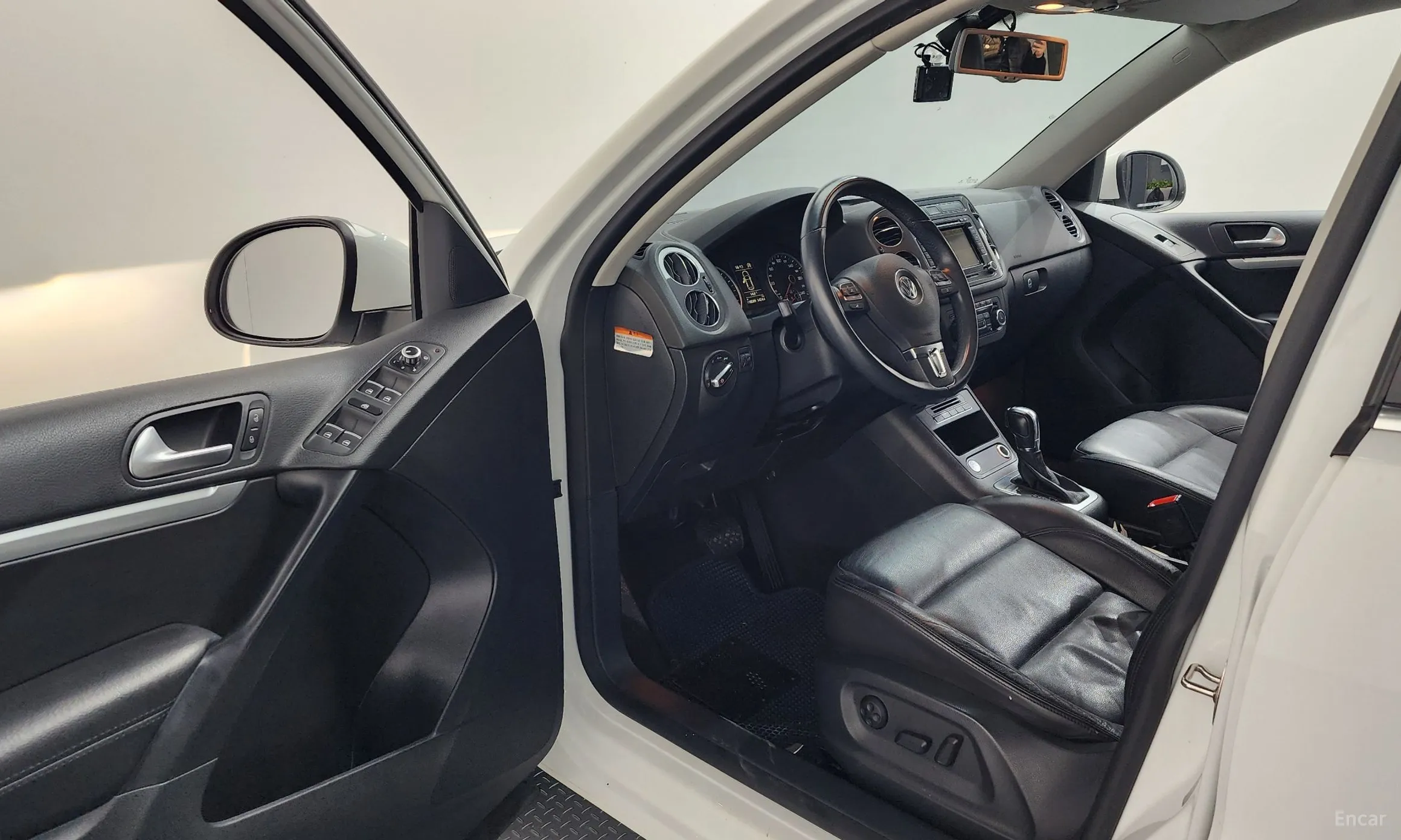 Volkswagen New Tiguan превью 10
