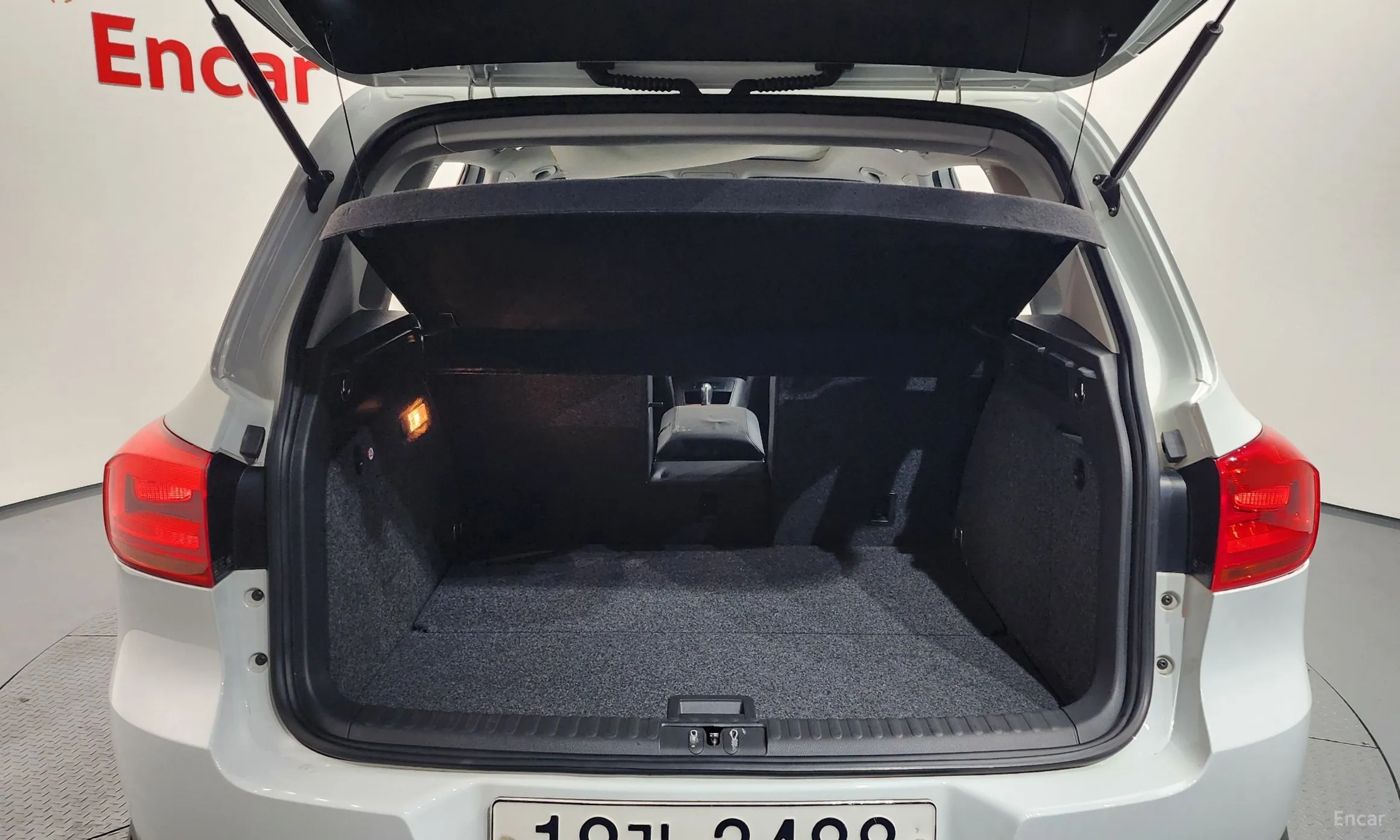 Volkswagen New Tiguan превью 20