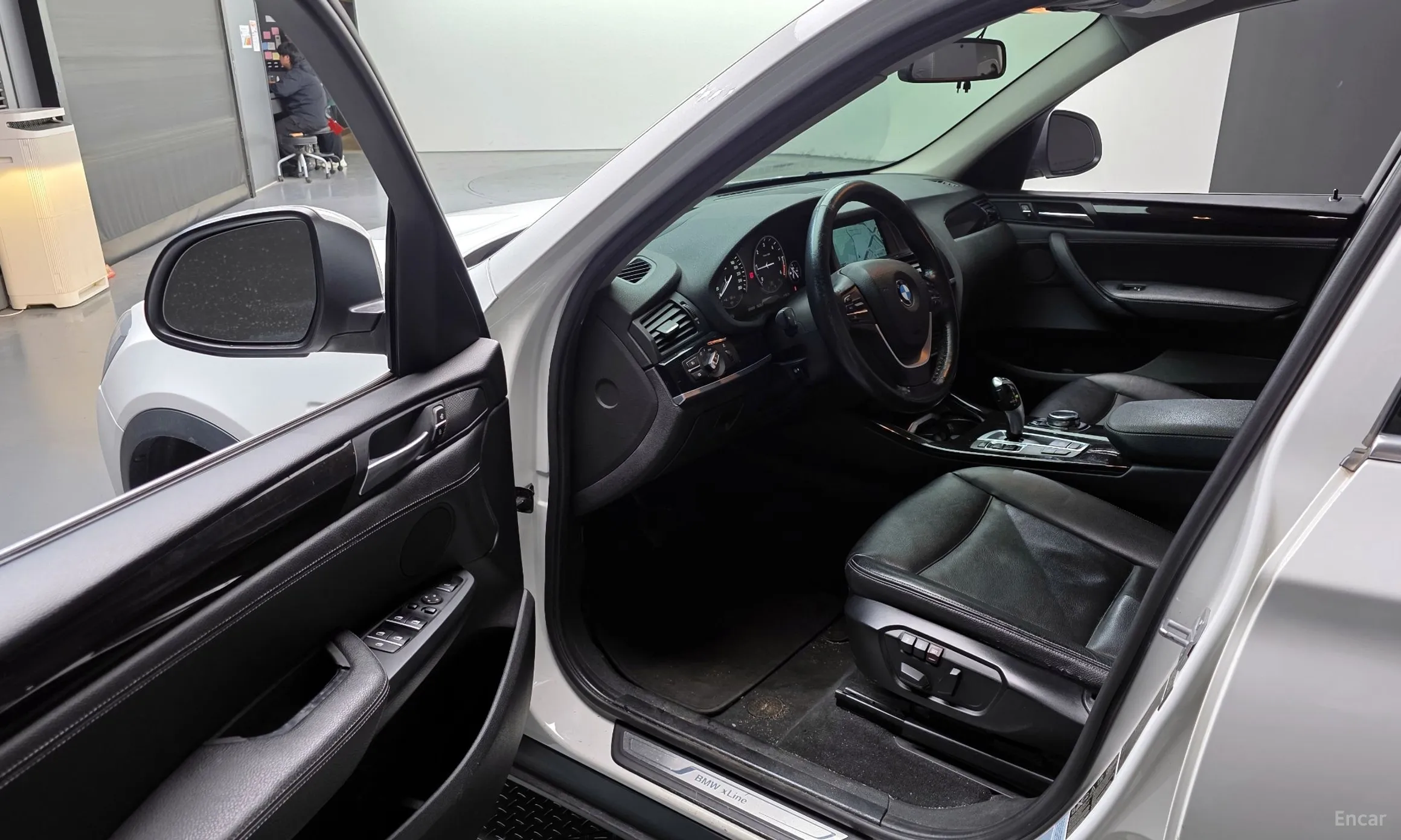 BMW X3 (F25) превью 10