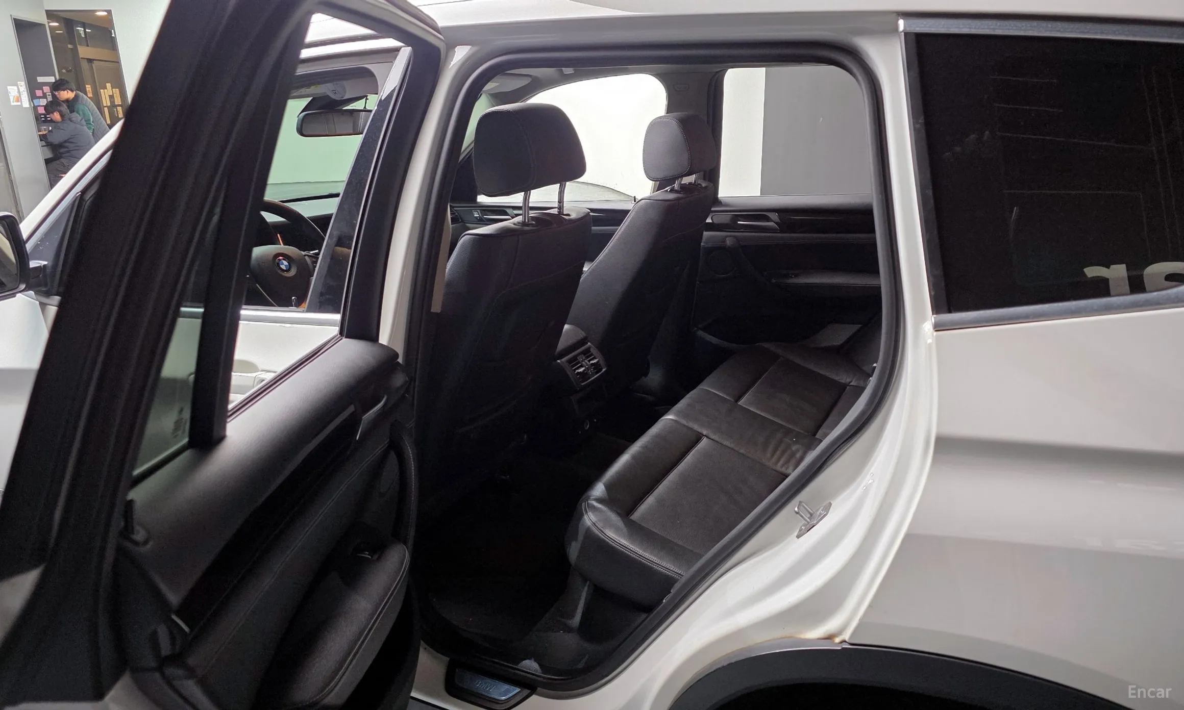 BMW X3 (F25) превью 11