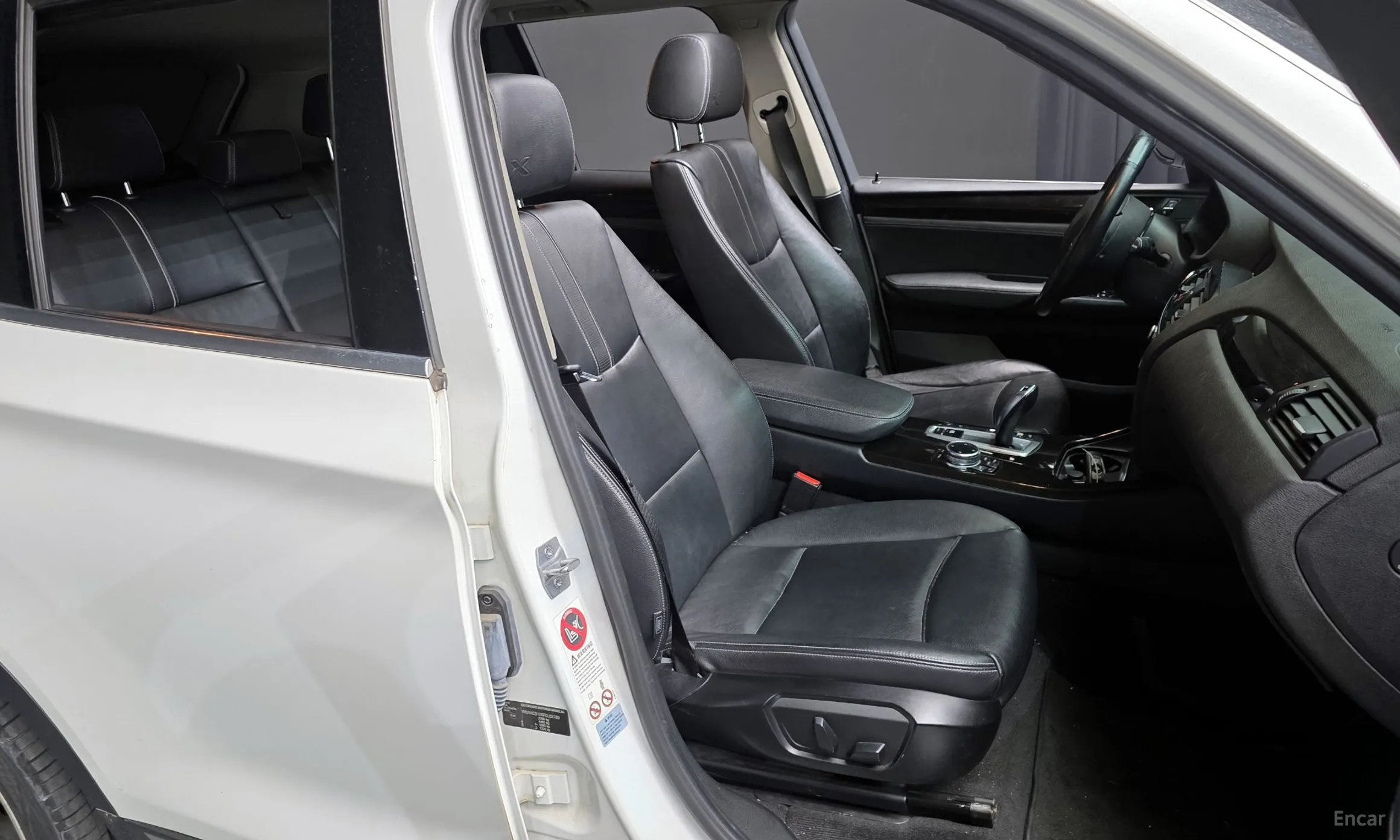 BMW X3 (F25) превью 12