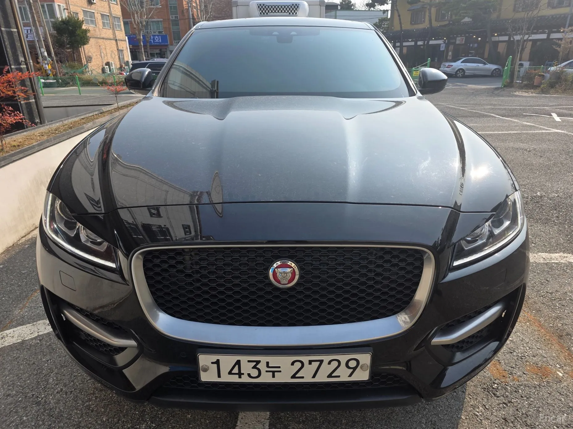 Jaguar F-PACE превью 10