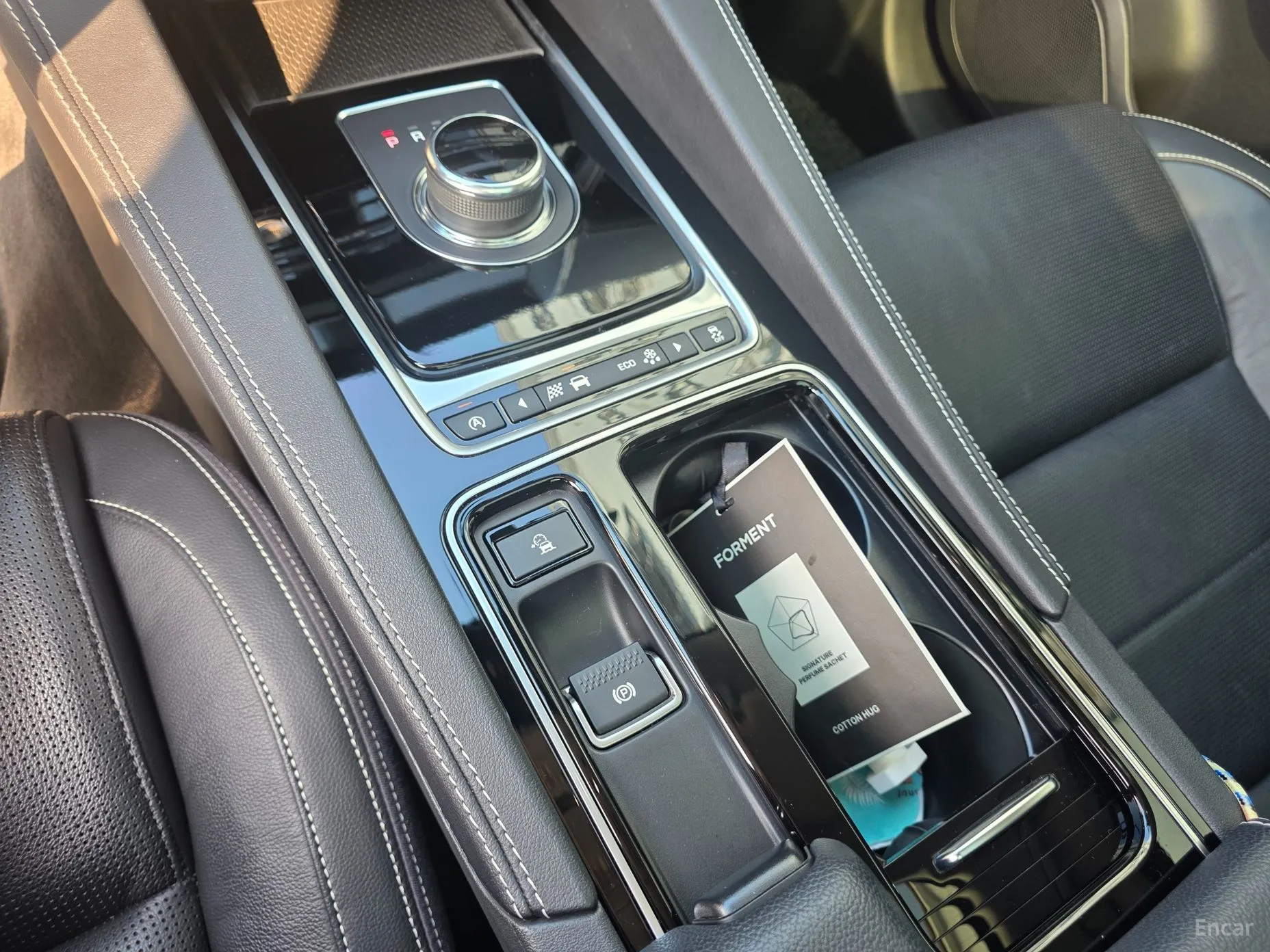 Jaguar F-PACE превью 3