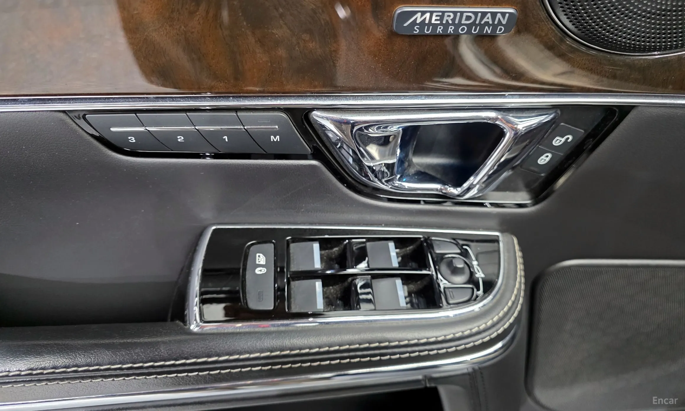 Jaguar All New XJ превью 14