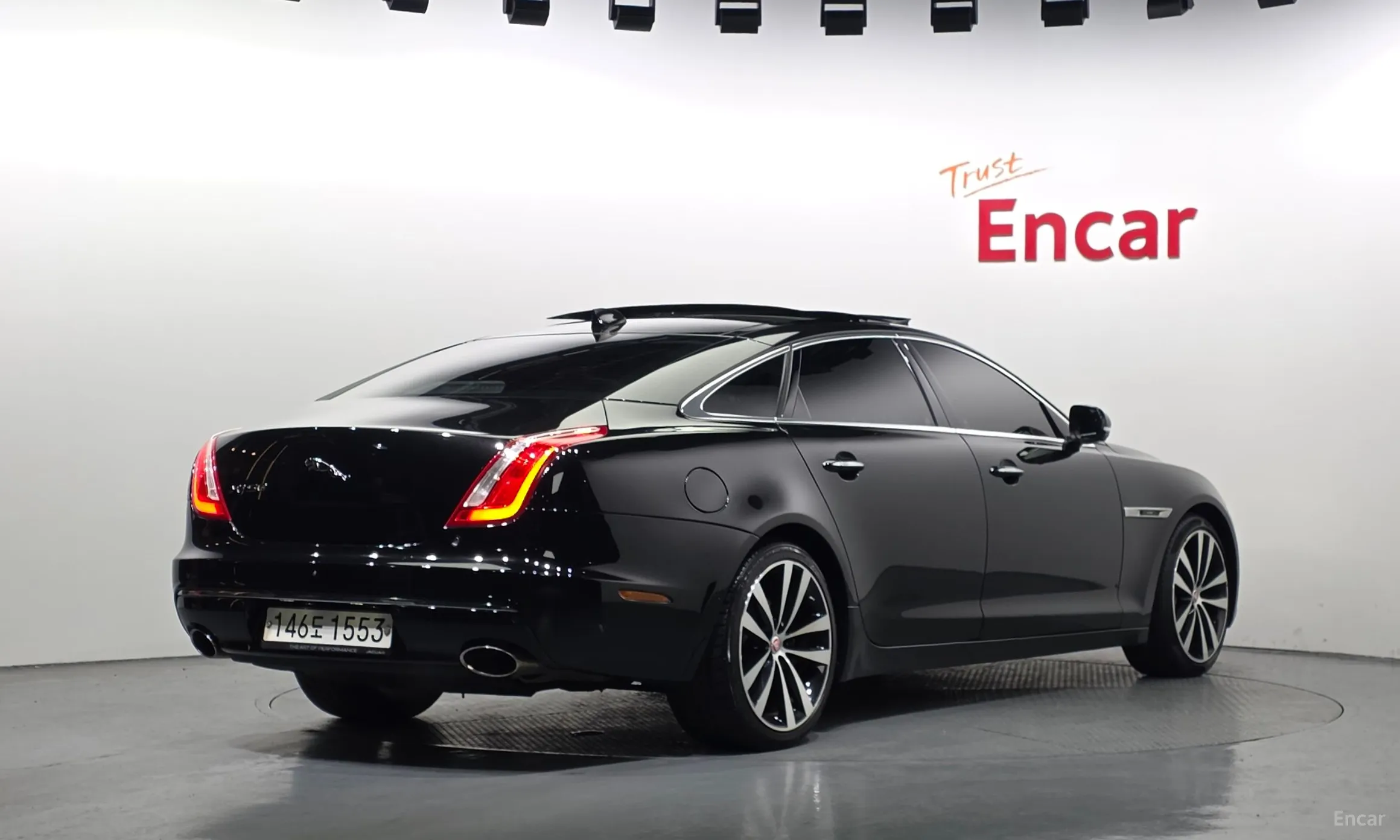 Jaguar All New XJ
