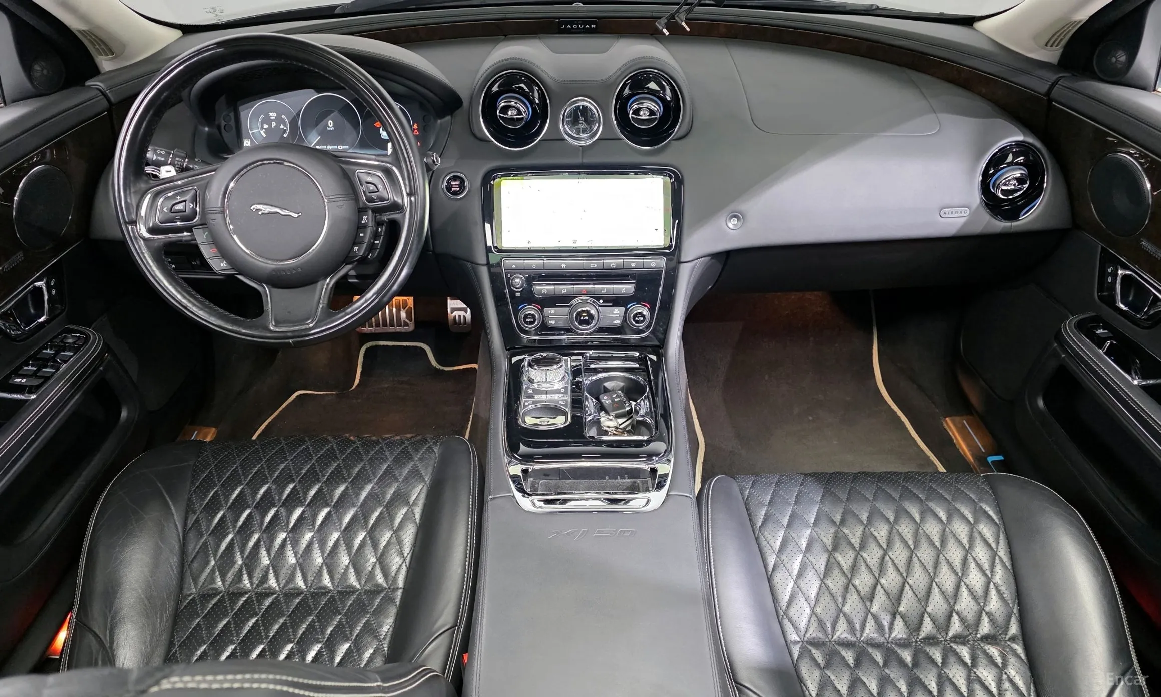 Jaguar All New XJ превью 7