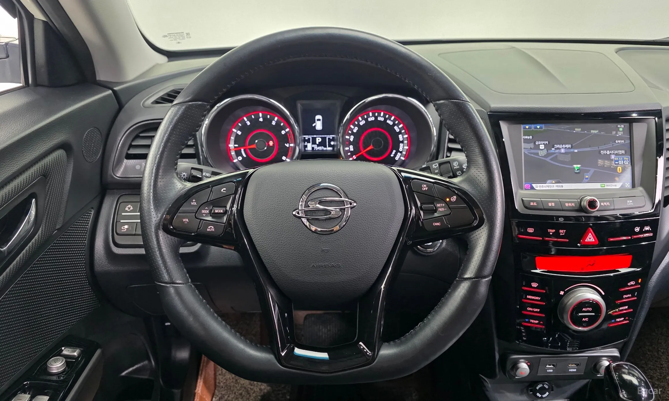 KG Mobility (SsangYong) Tivoli Air превью 14