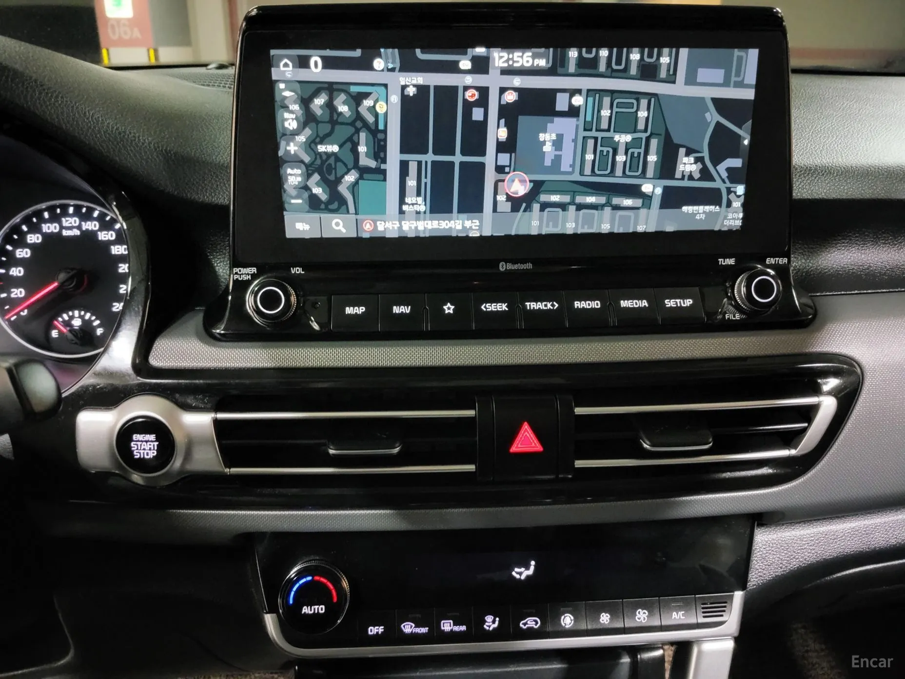 Kia Seltos превью 13