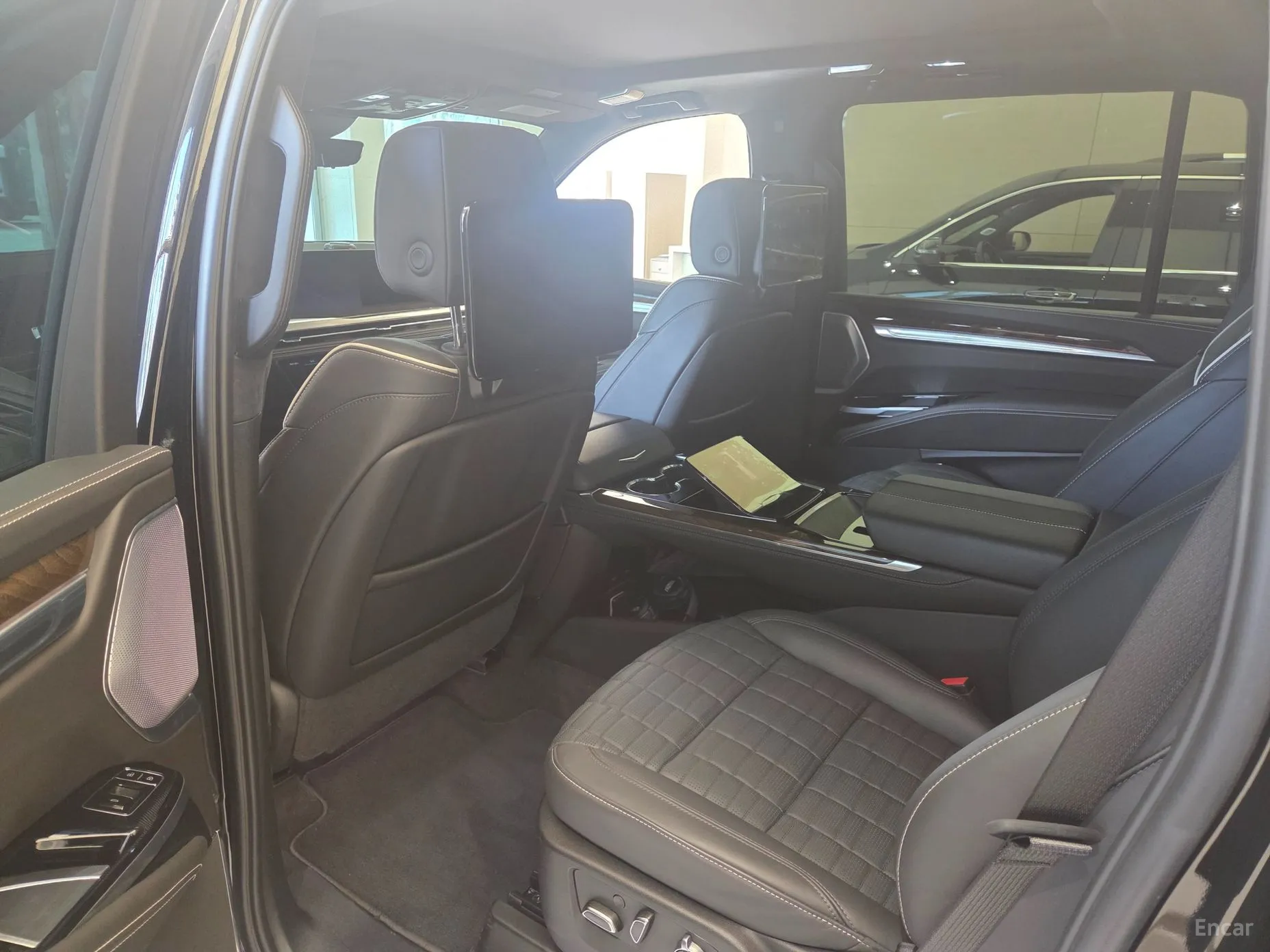 Cadillac Escalade 5th Generation превью 10