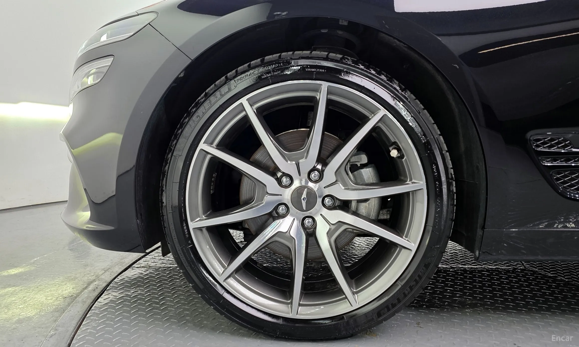 Genesis G70 Shooting Break превью 5