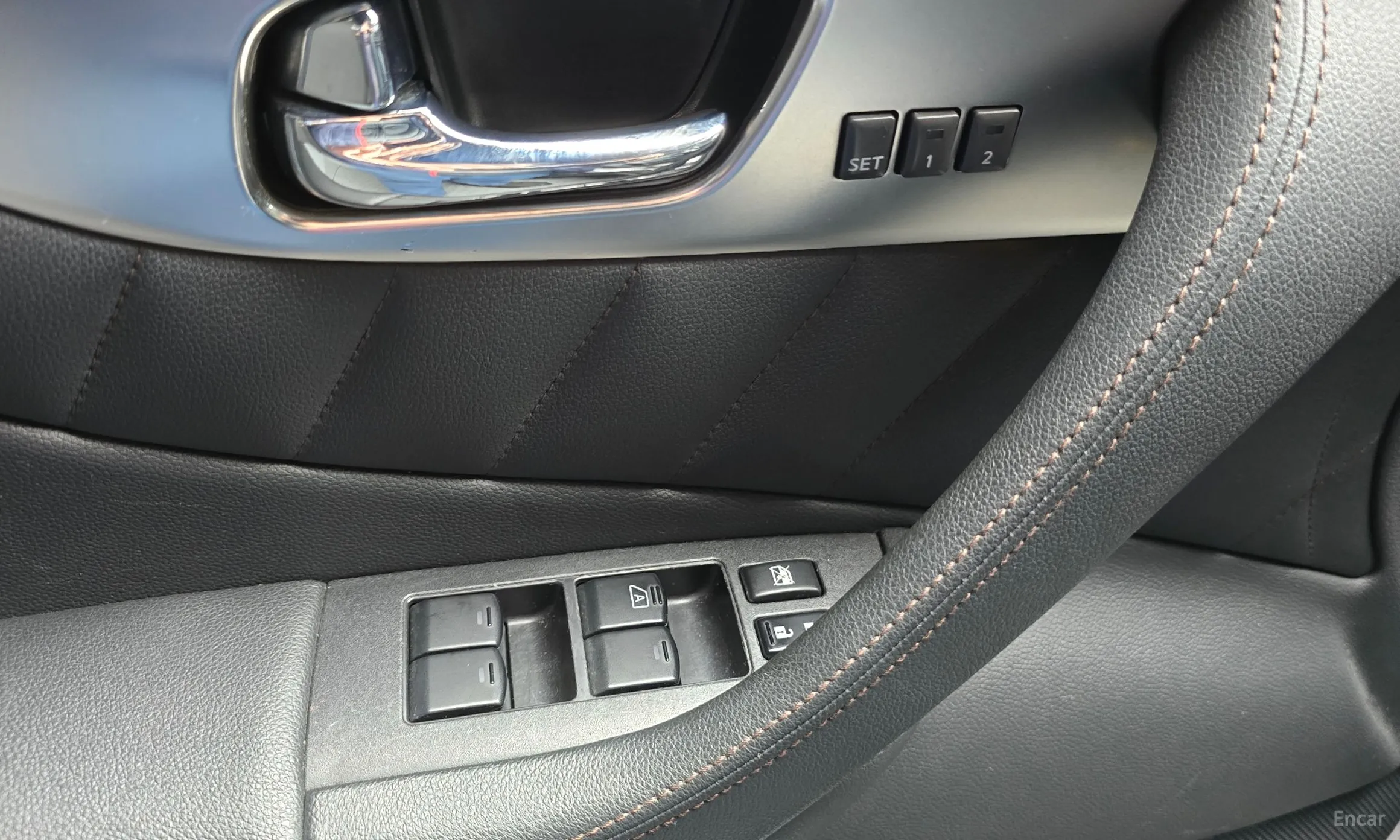 Infiniti FX35 превью 14