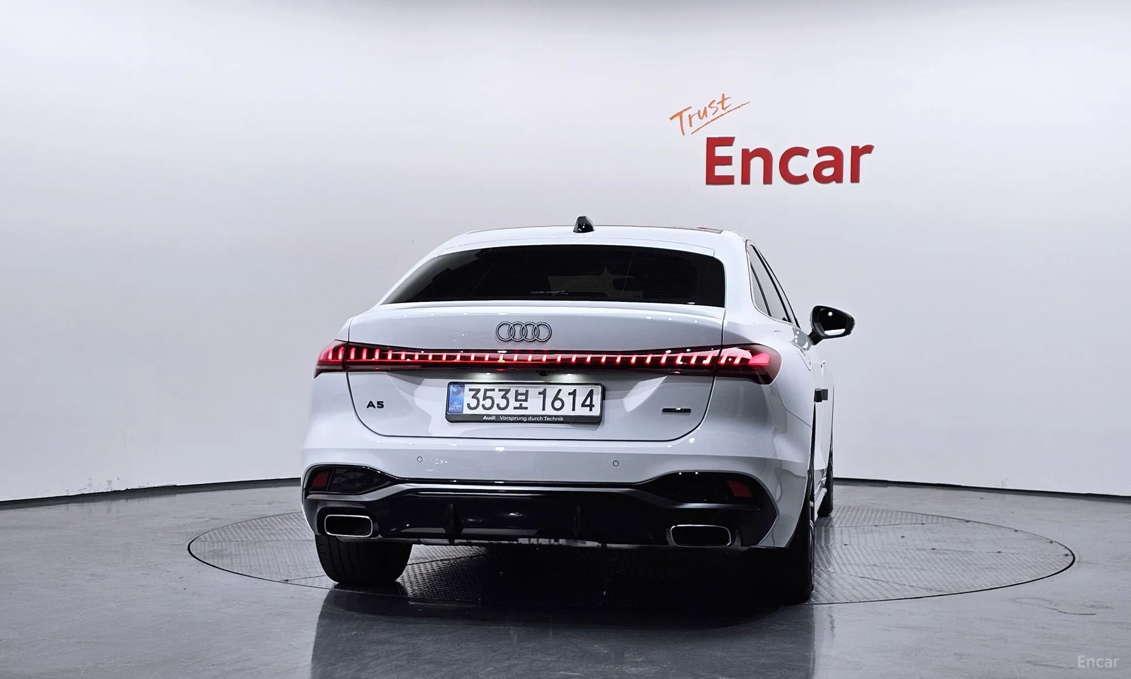 Audi A5 (B10) превью 4