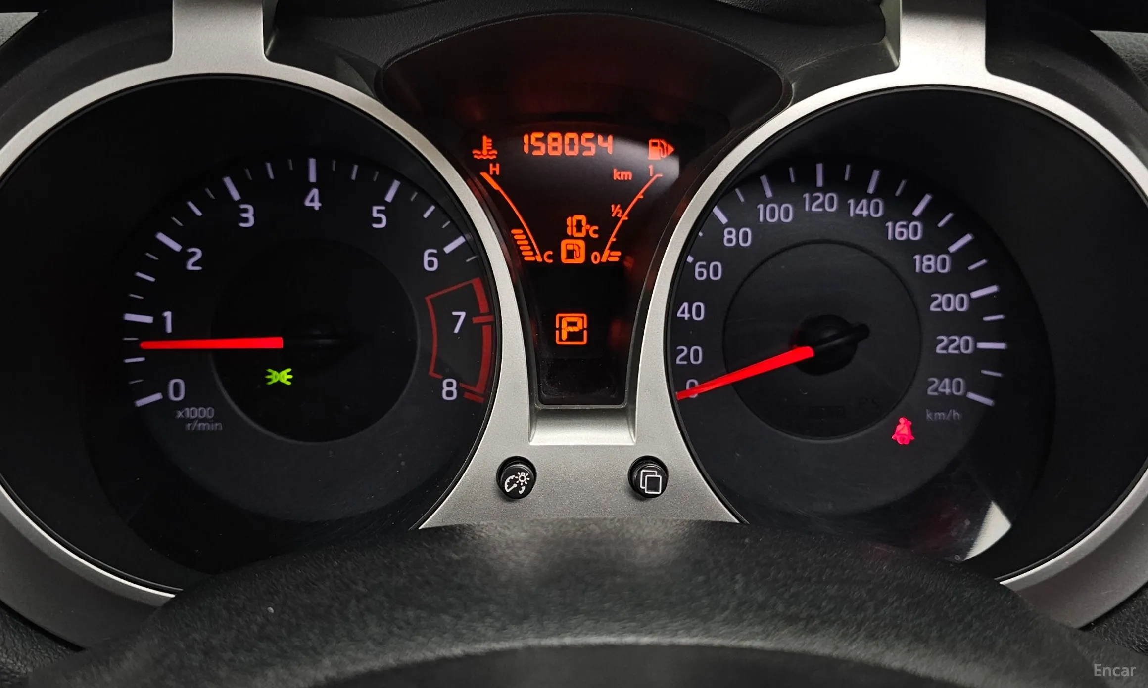 Nissan Juke превью 8
