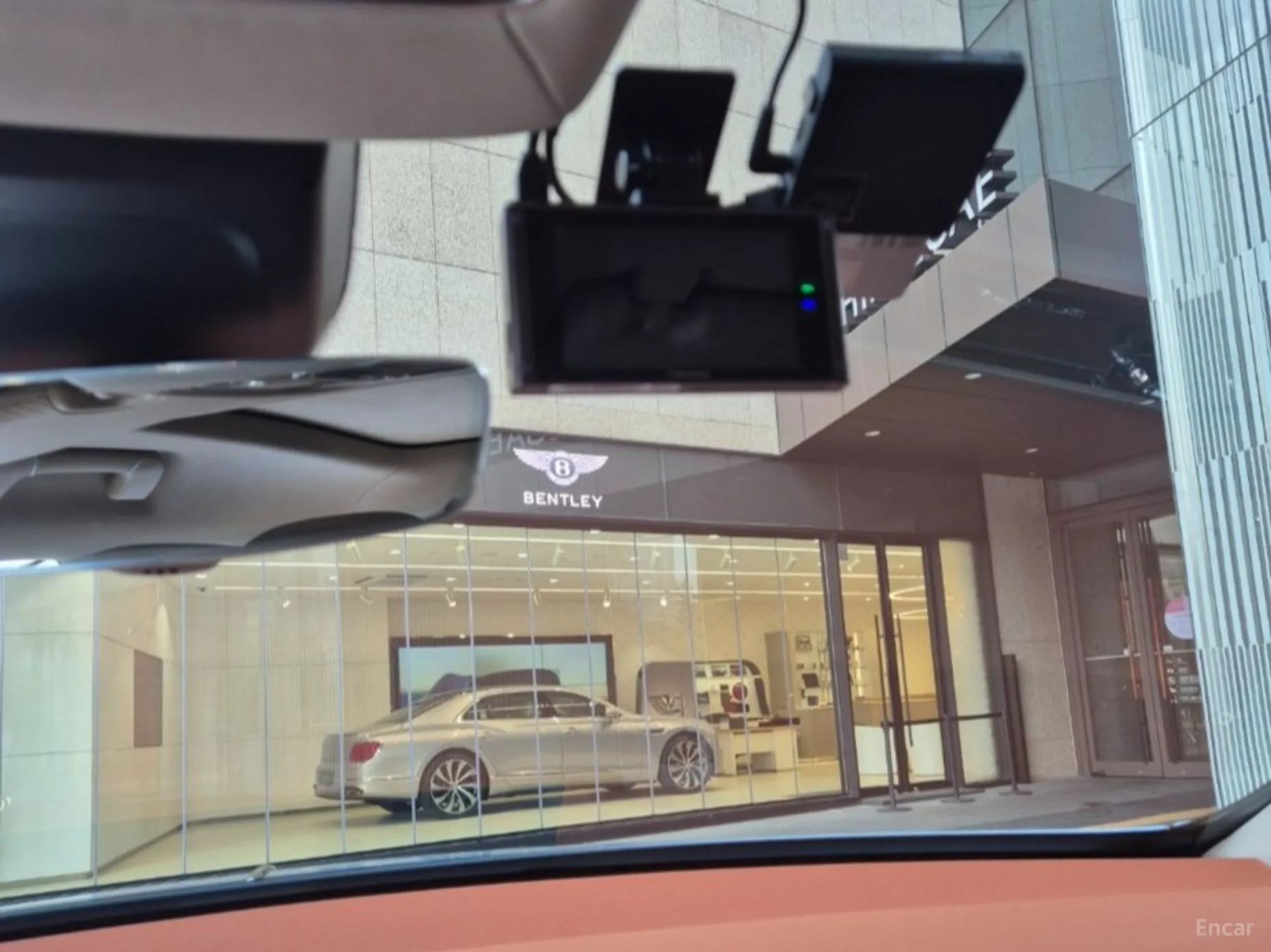 Bentley Flying Spur 3rd Generation превью 12