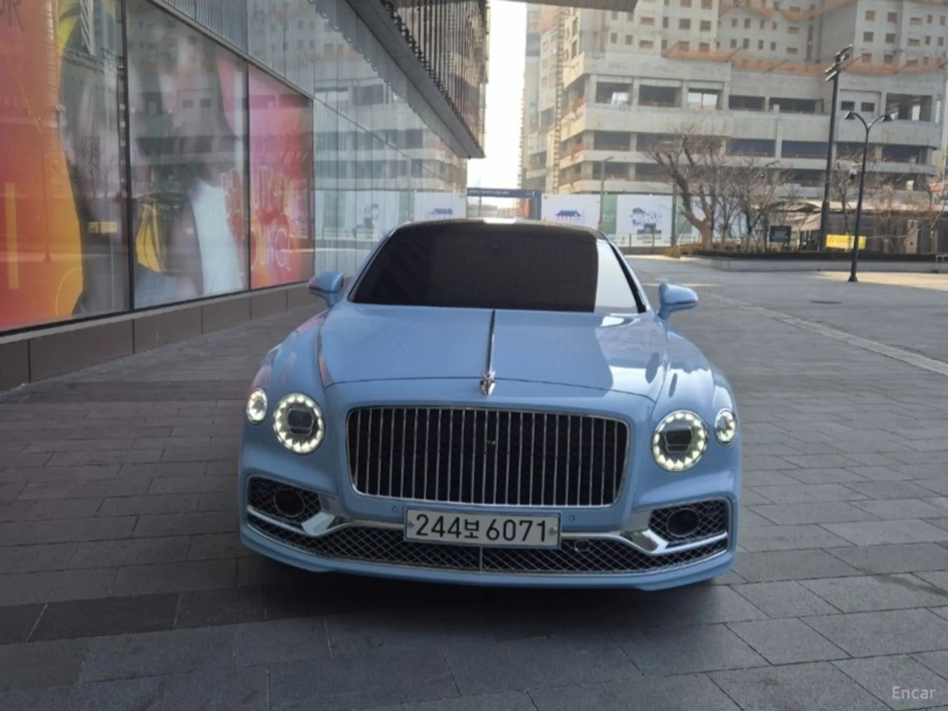 Bentley Flying Spur 3rd Generation превью 18