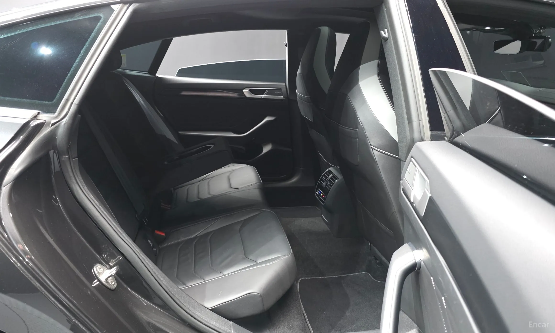 Volkswagen Ateon превью 12