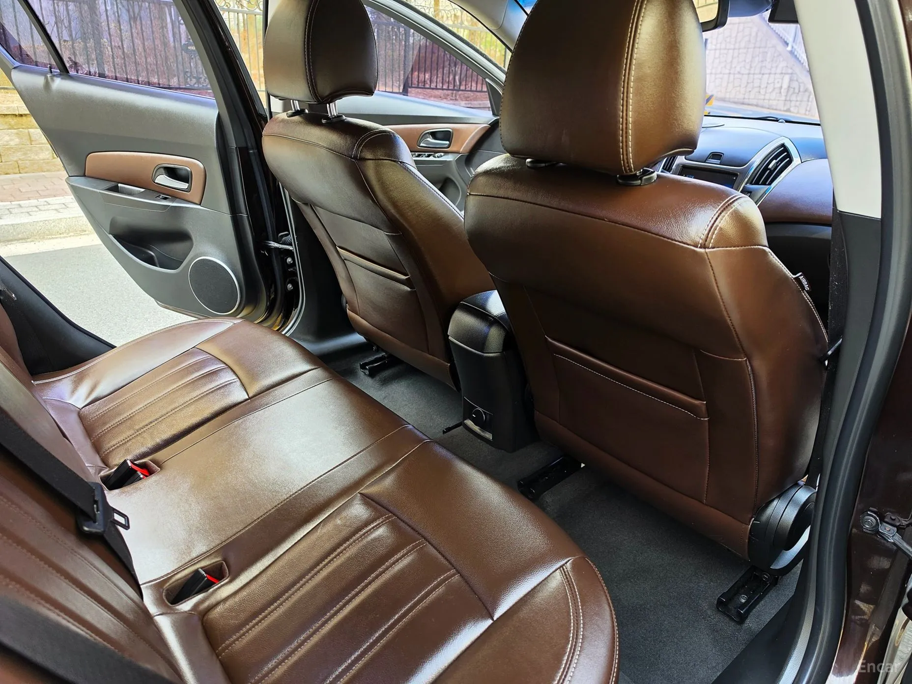 Chevrolet (GM Daewoo) Cruze превью 10