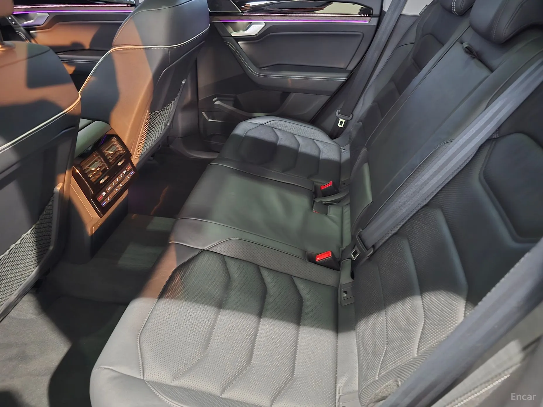 Volkswagen Touareg 3rd Generation превью 13