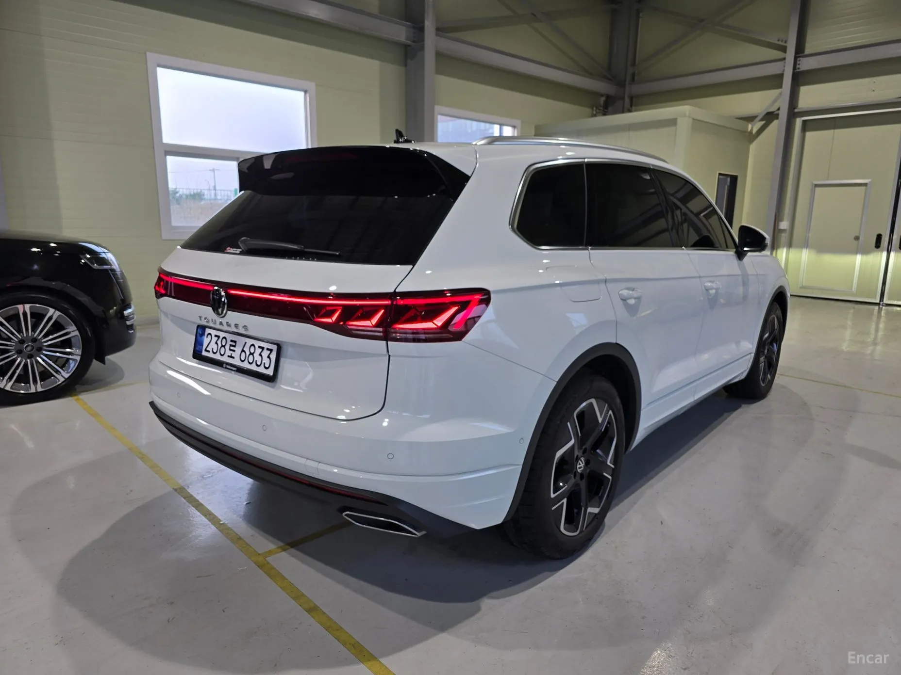 Volkswagen Touareg 3rd Generation превью 2