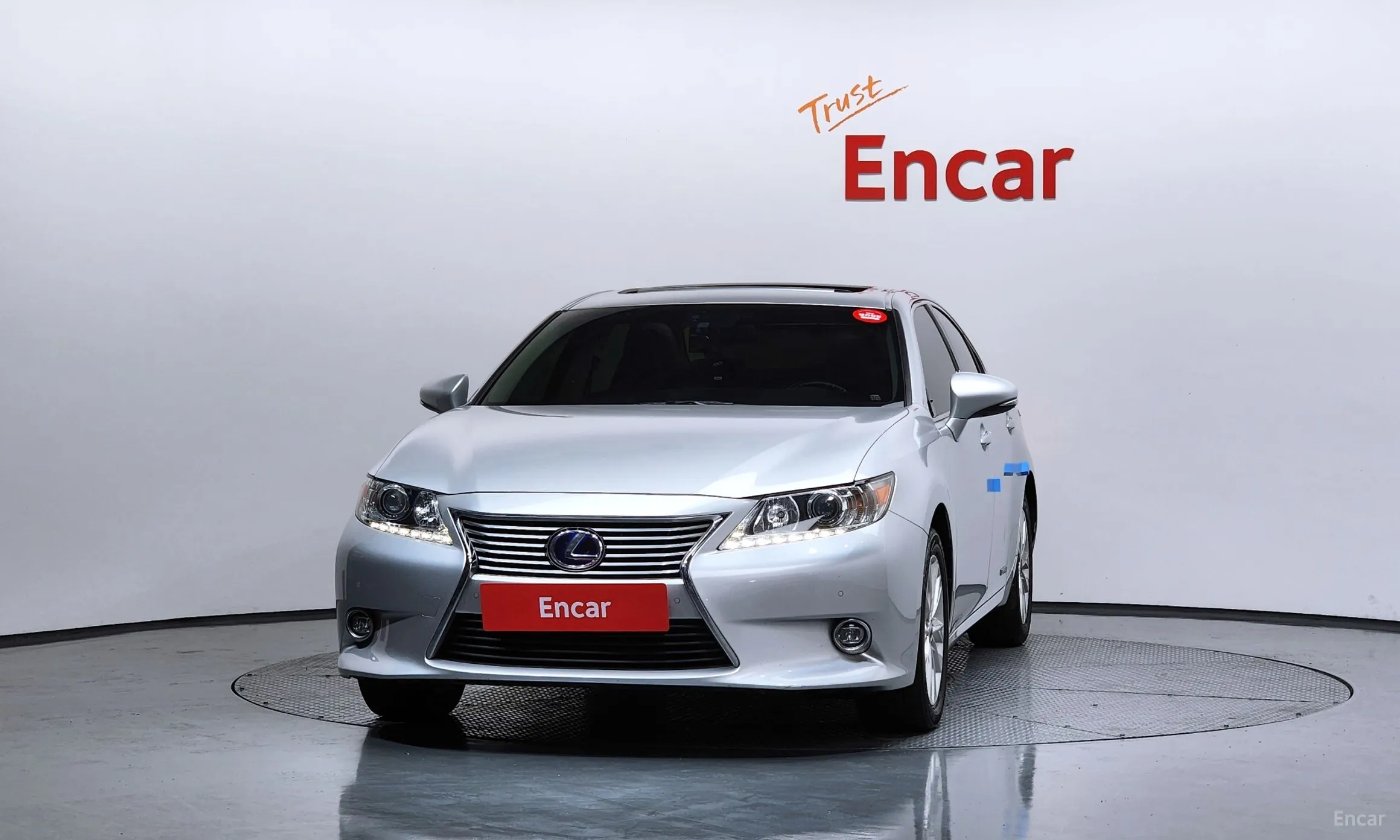 Lexus New ES300h превью 3
