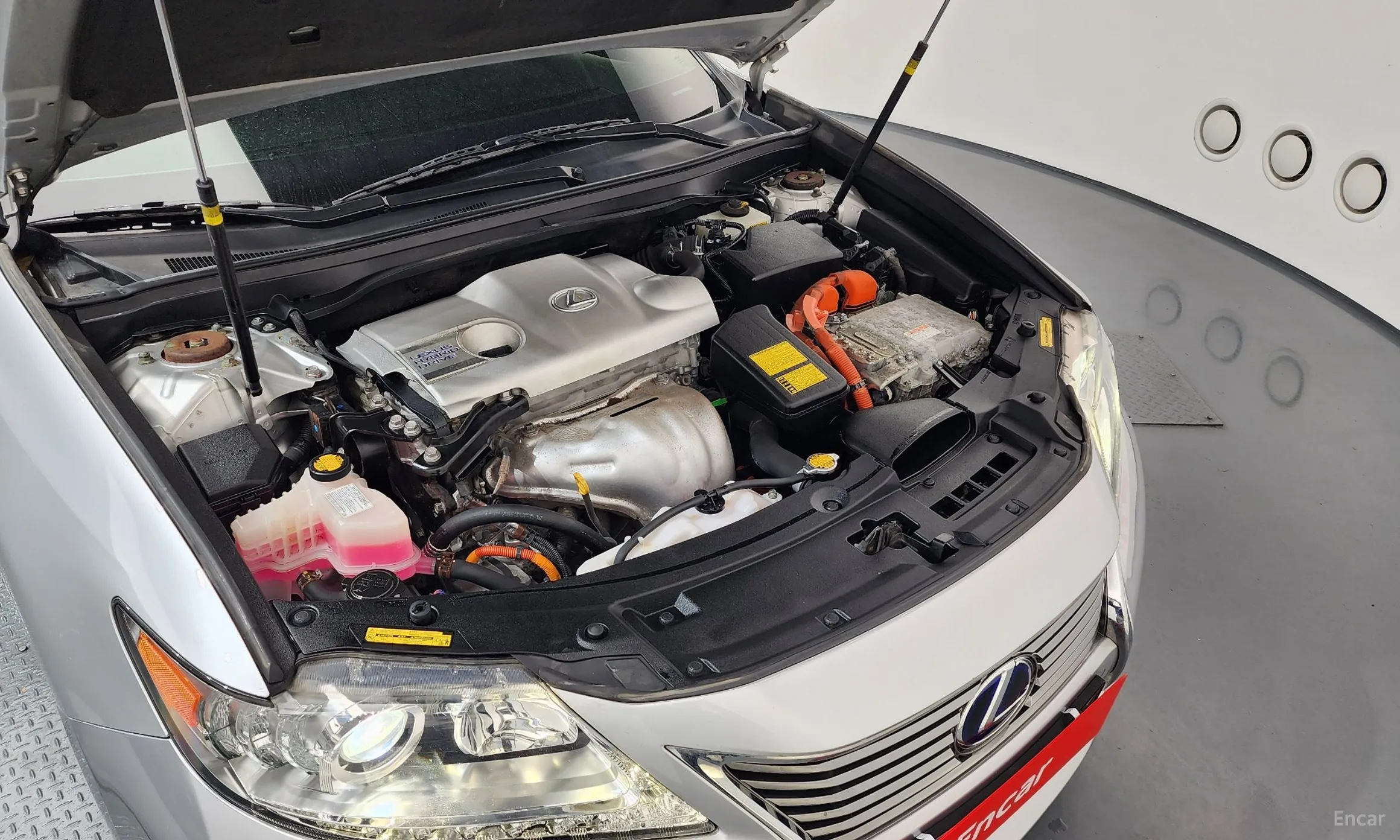 Lexus New ES300h превью 6