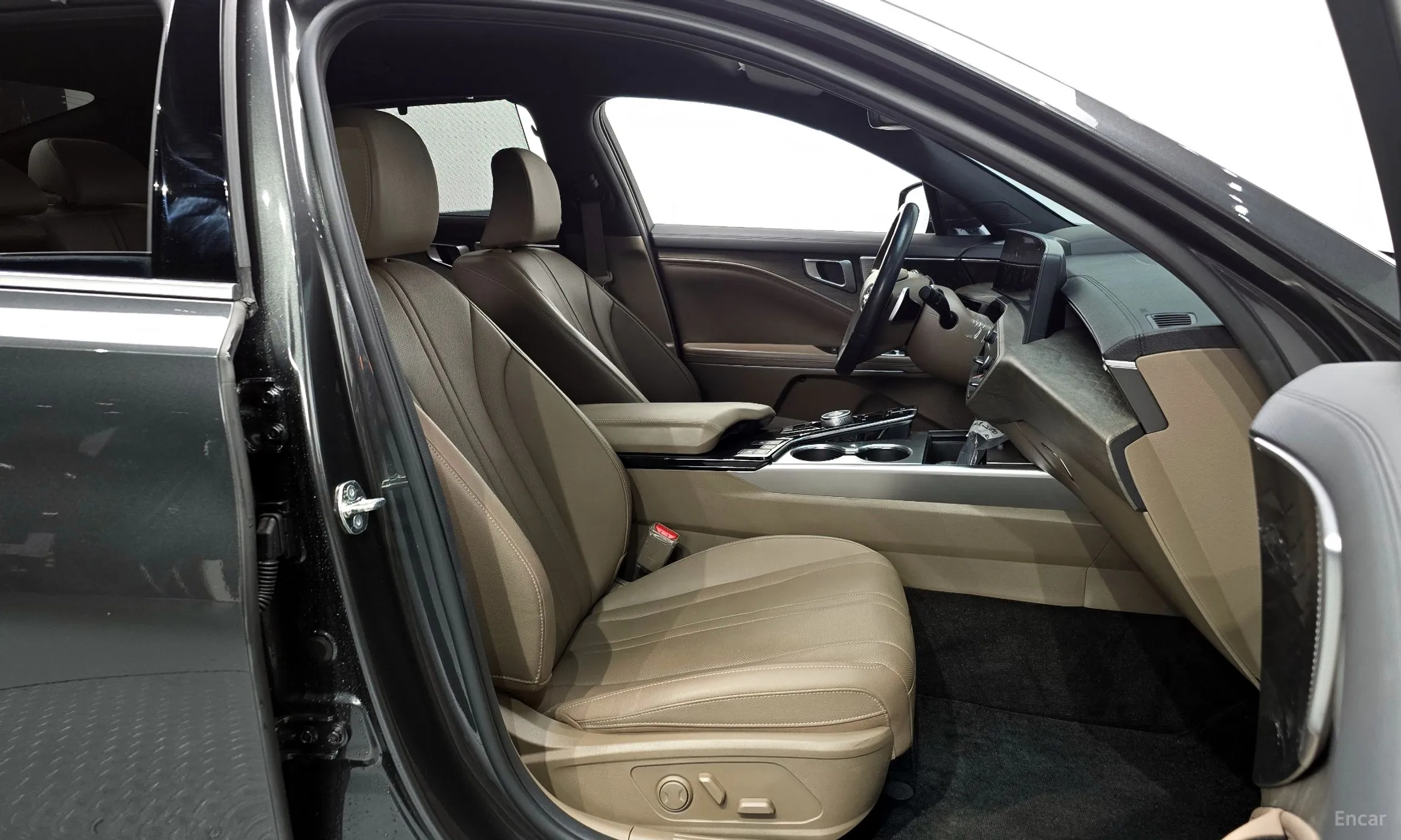 Kia K8 превью 10