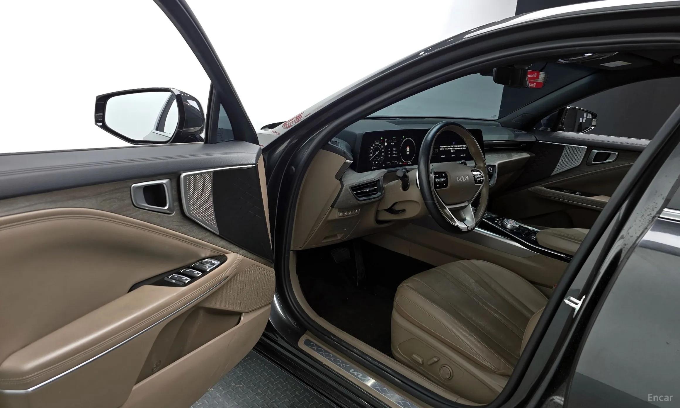 Kia K8 превью 11