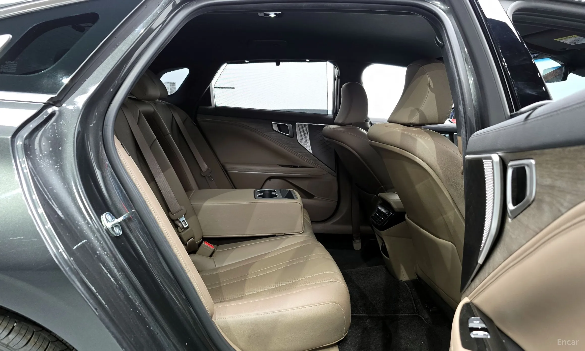 Kia K8 превью 12