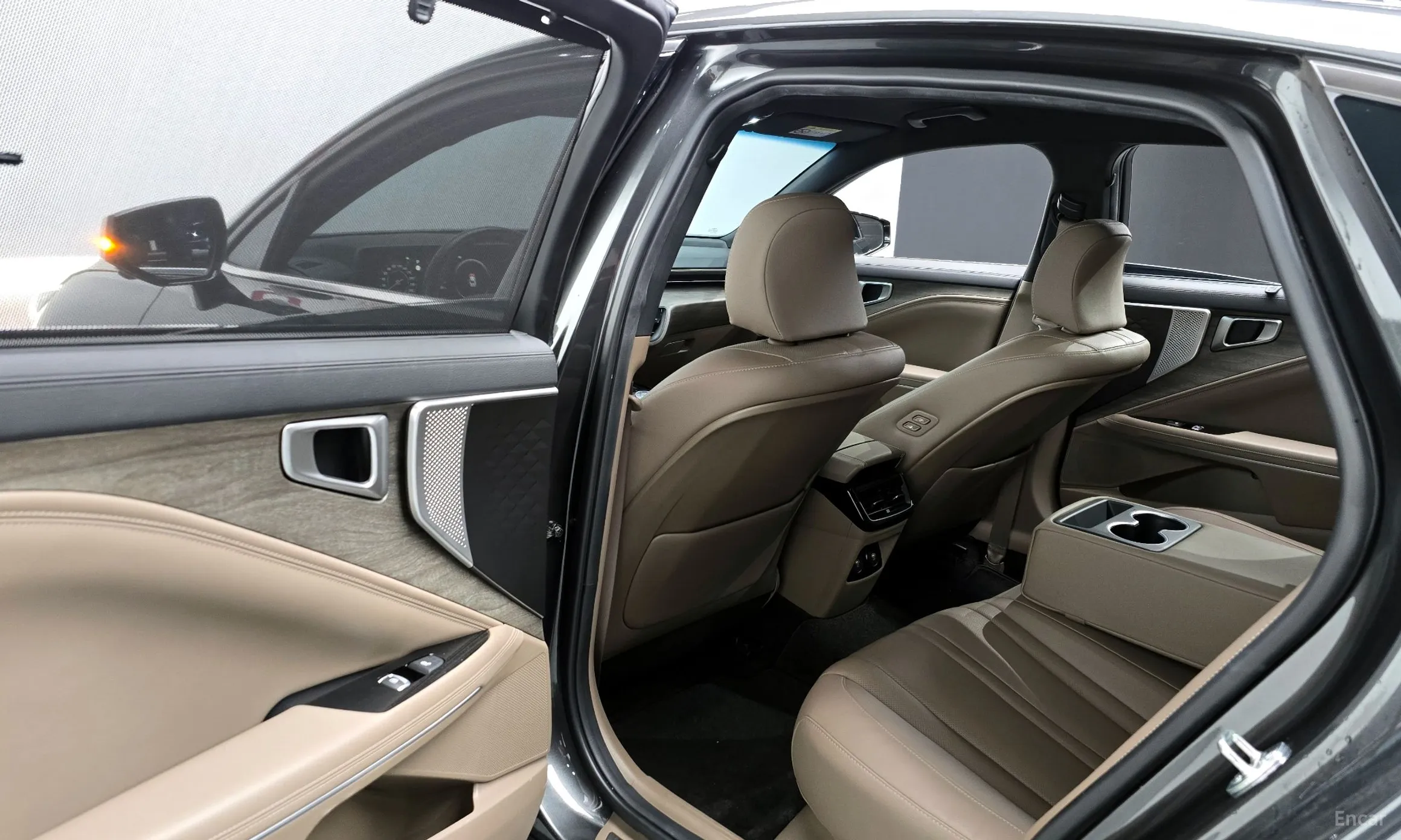 Kia K8 превью 19