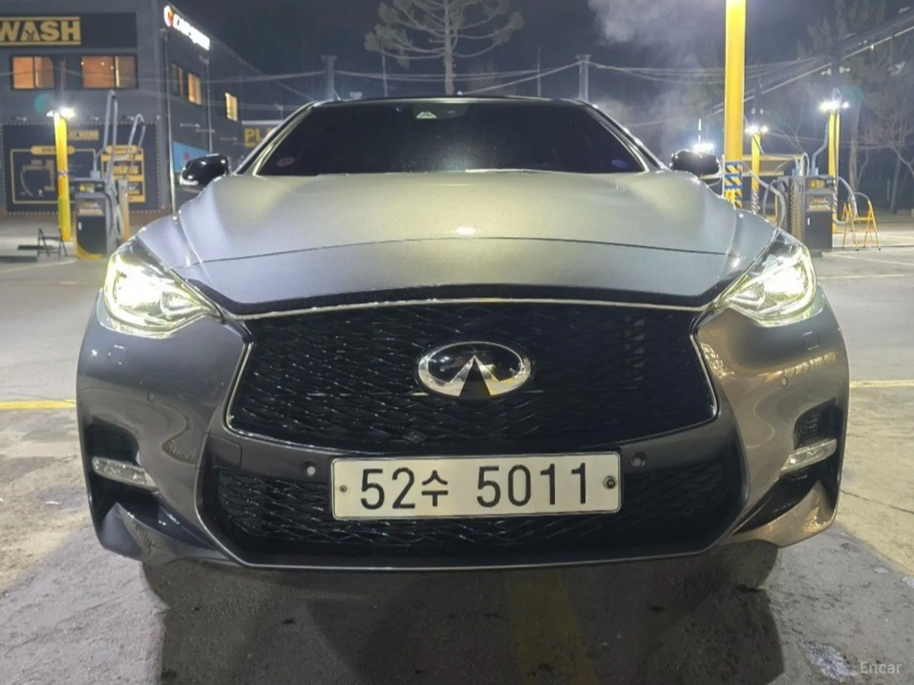 Infiniti Q30
