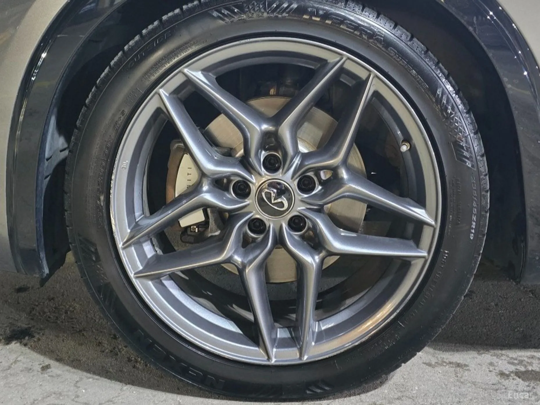 Infiniti Q30 превью 12